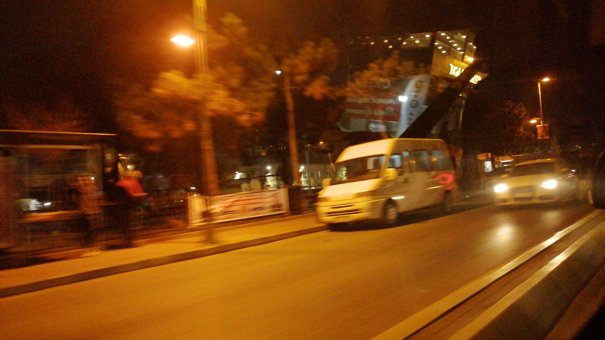 Street view near Taksim, Umraniye — © bngsgln (CC BY-SA · Mapillary)