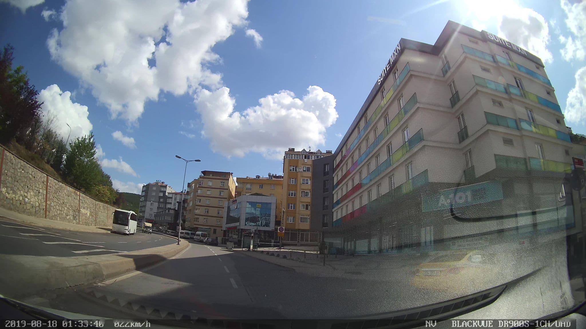 Street view near Kayışdağı MXN Suites, Ataşehir — © yercizenler (CC BY-SA · Mapillary)