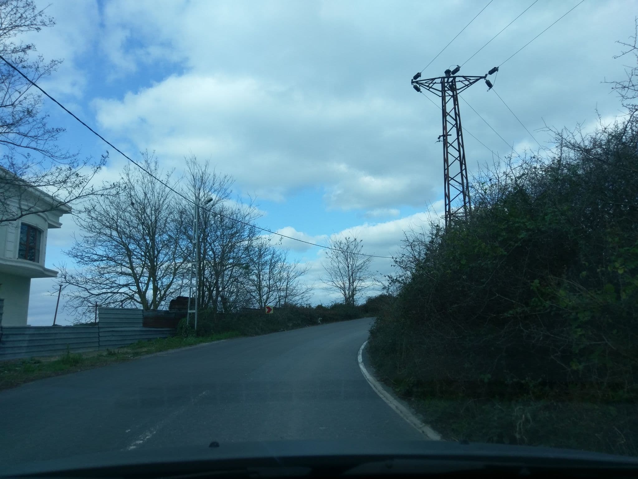 Street view near Green Roof Hotel, Durusu — © ozkanilyasaksu (CC BY-SA · Mapillary)
