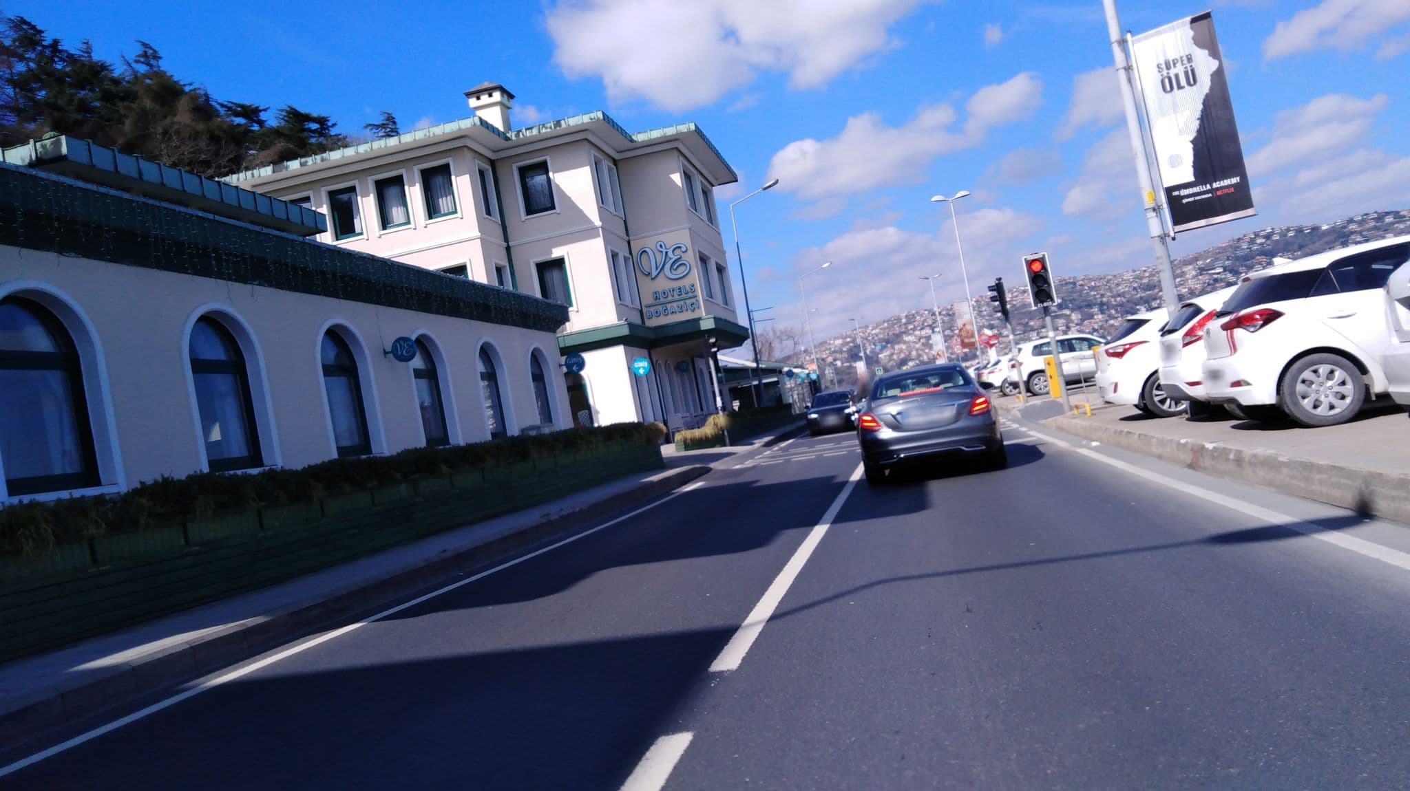 Street view near Boğaziçi Yalısı, Tarabya — © suleymania (CC BY-SA · Mapillary)