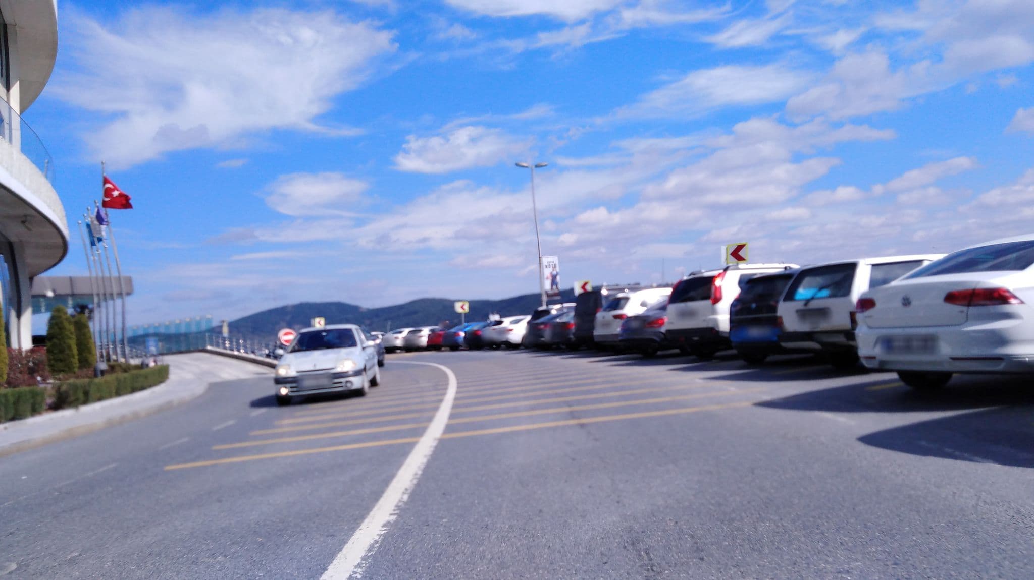 Street view near The Grand Tarabya, Tarabya — © suleymania (CC BY-SA · Mapillary)
