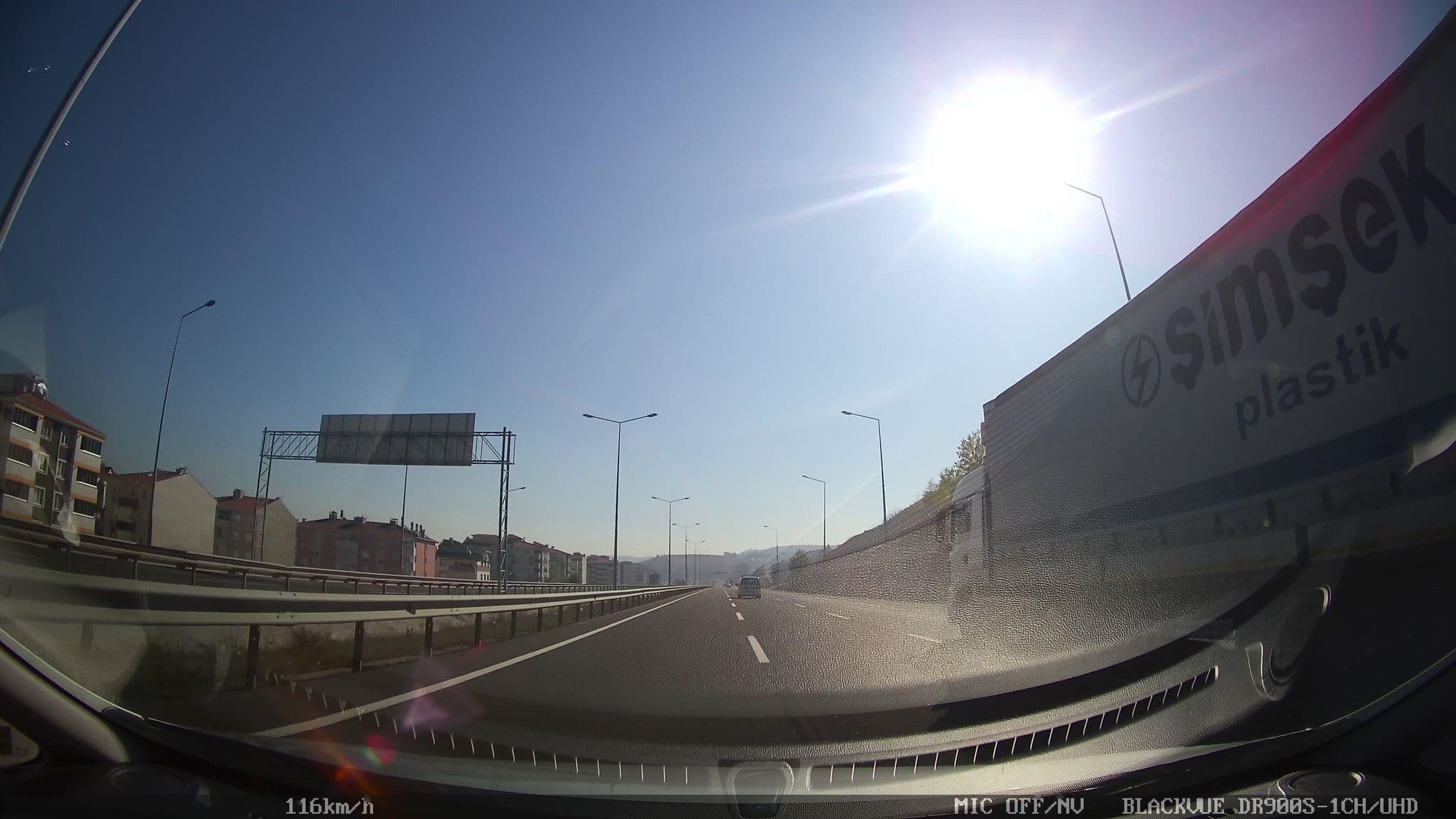 Street view near Budan Thermal & Convention Center, Bozüyük — © azadezey (CC BY-SA · Mapillary)