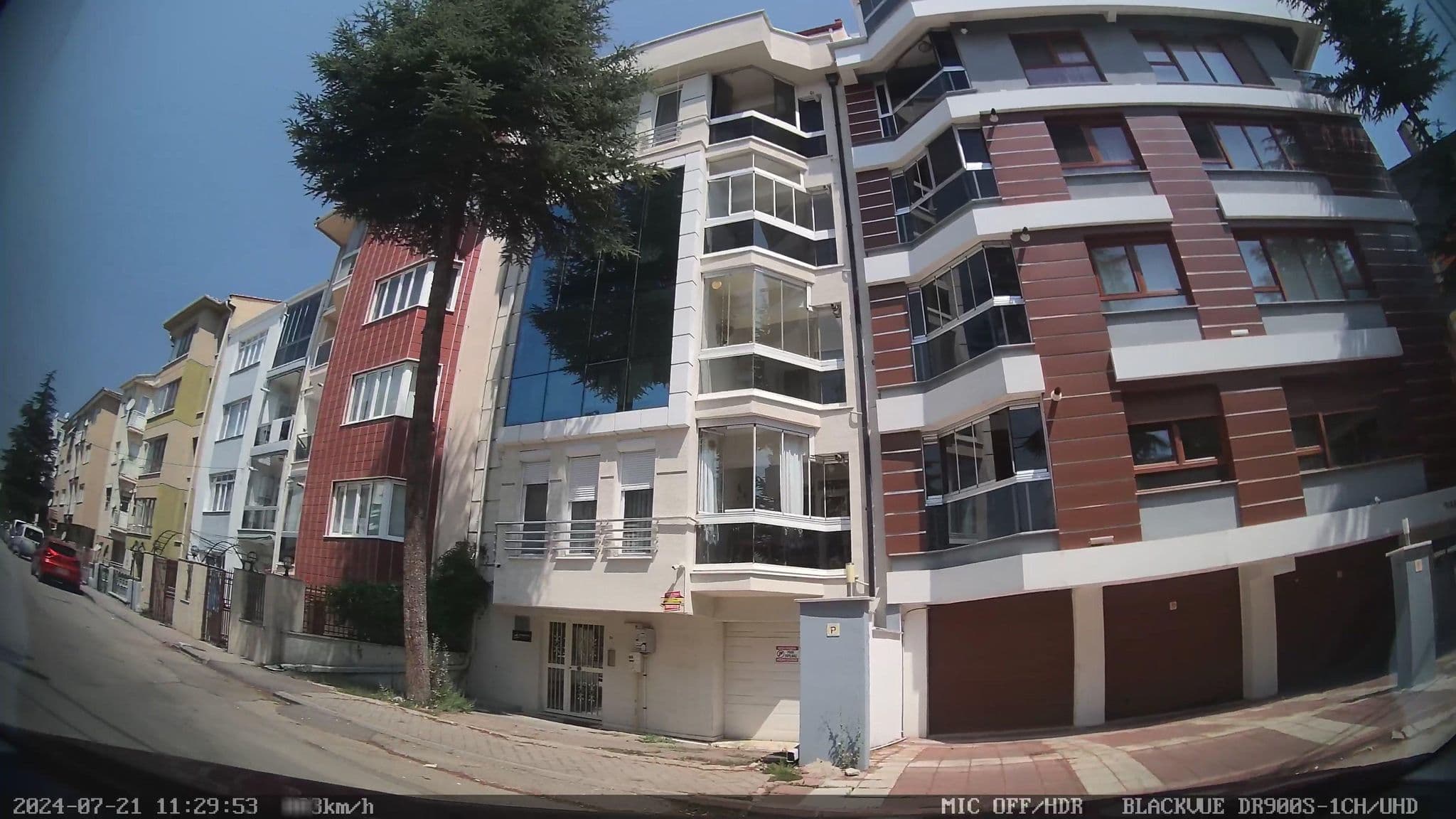 Street view near Ilgazlar Kız Öğrenci Yurdu, Eskişehir — © unen (CC BY-SA · Mapillary)