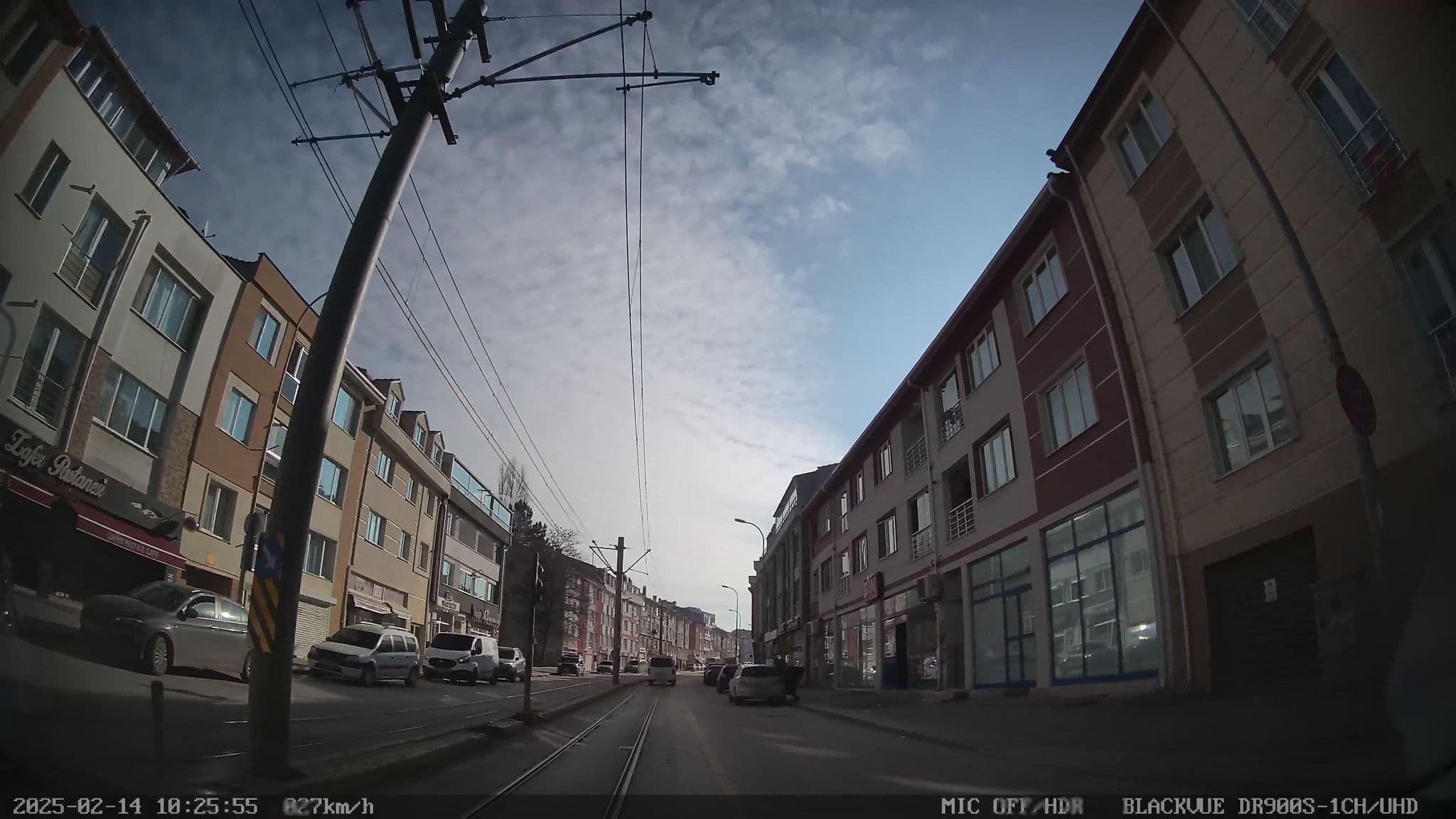 Street view near Bade Apart, Eskişehir — © unen (CC BY-SA · Mapillary)