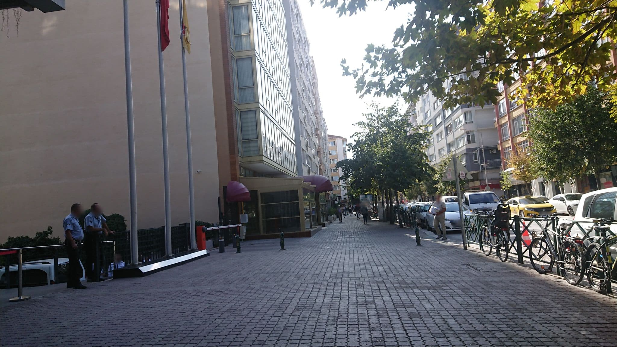 Street view near Smart By Dedeman, Eskişehir — © kubikanber (CC BY-SA · Mapillary)