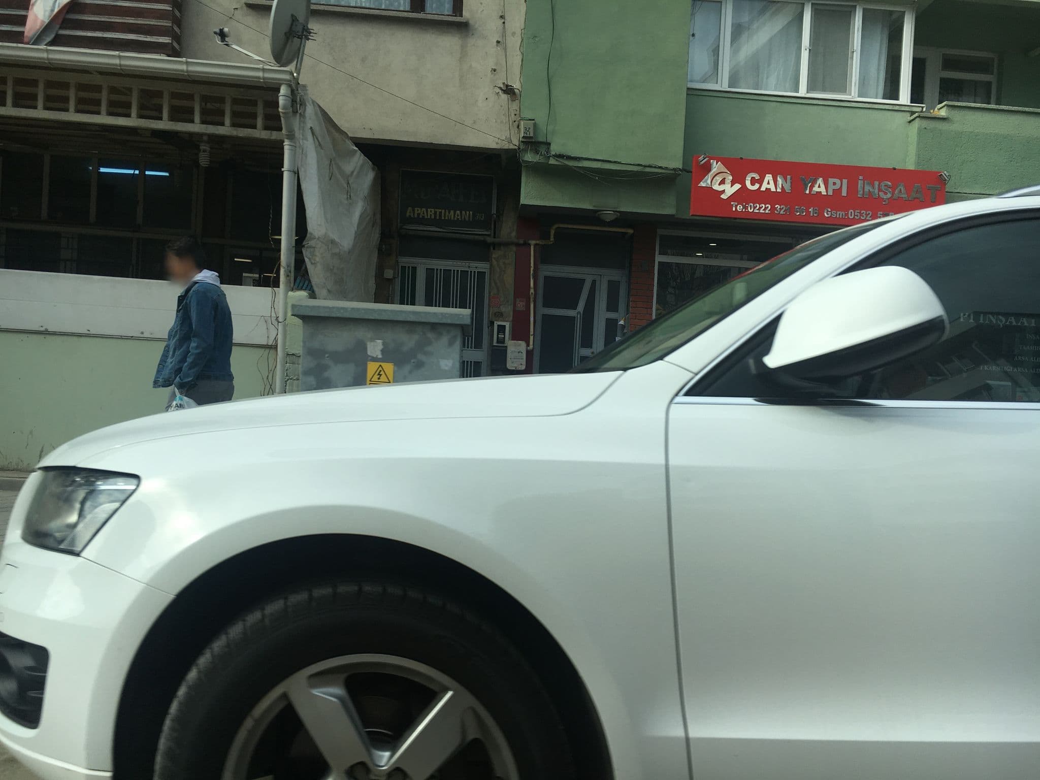 Street view near Beyazgül Kız Apart, Eskişehir — © semi (CC BY-SA · Mapillary)