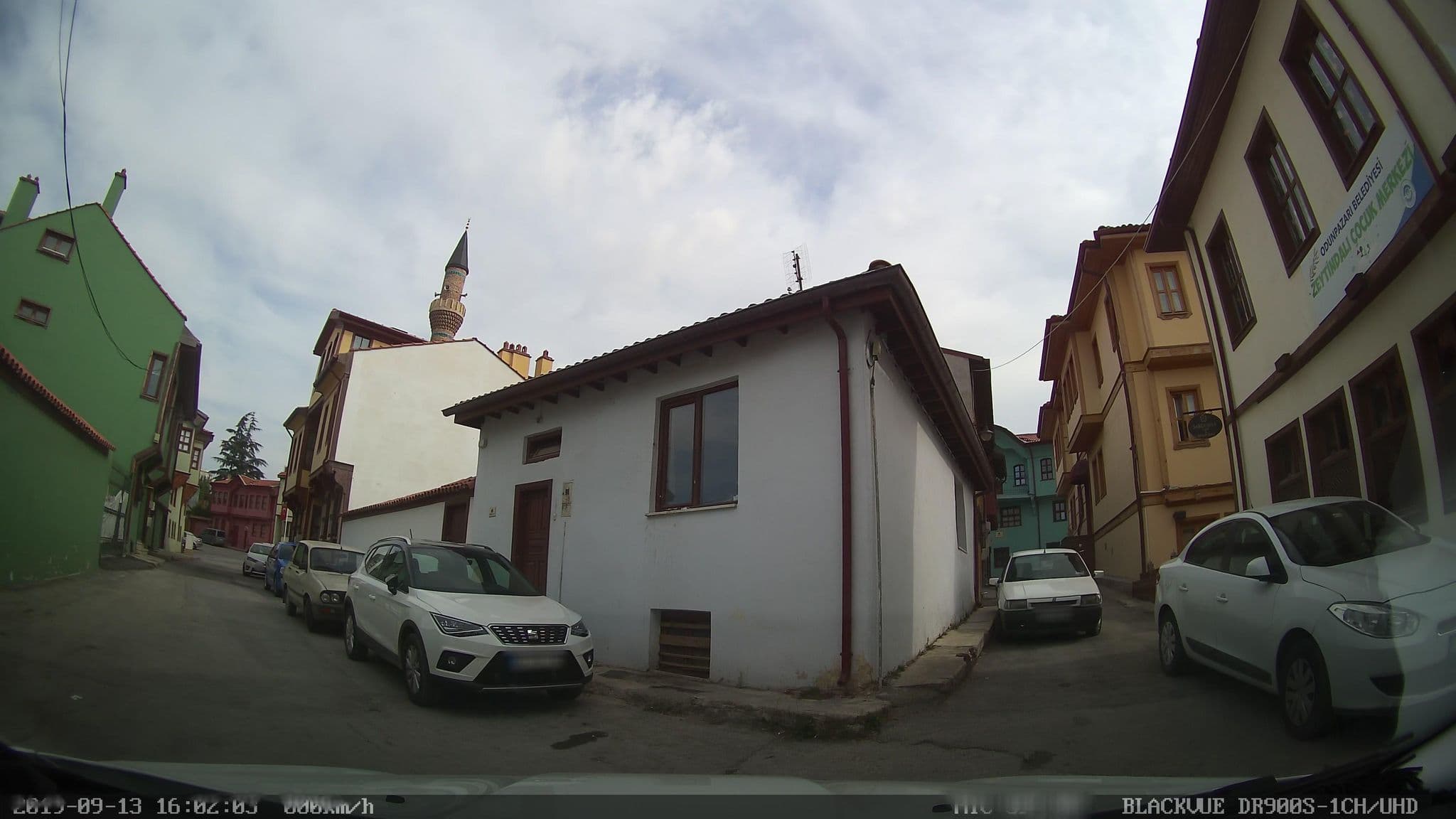 Street view near FRZ Konak Otel, Eskişehir — © yercizenler (CC BY-SA · Mapillary)