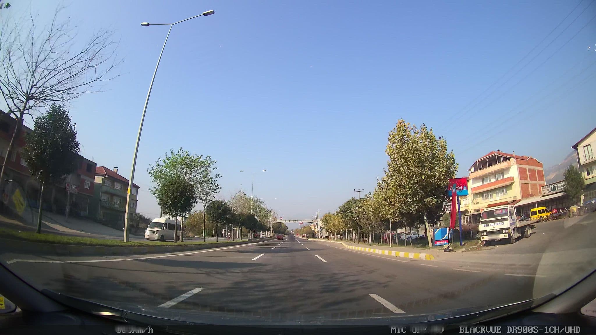Street view near Çelikler Otel, Pamukova — © azadezey (CC BY-SA · Mapillary)