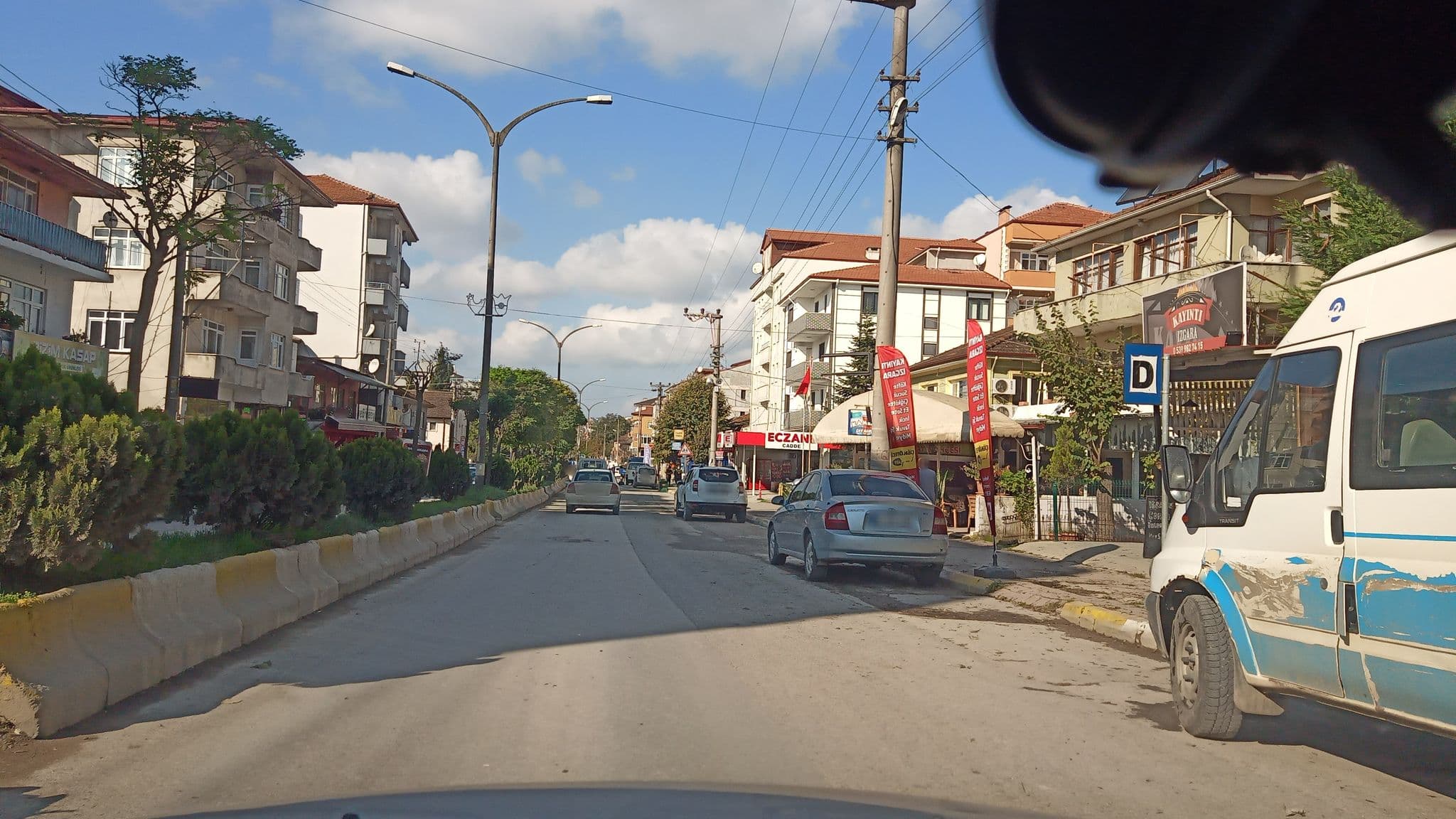 Street view near Özbay Plaza, Kaynarca — © boracasli (CC BY-SA · Mapillary)