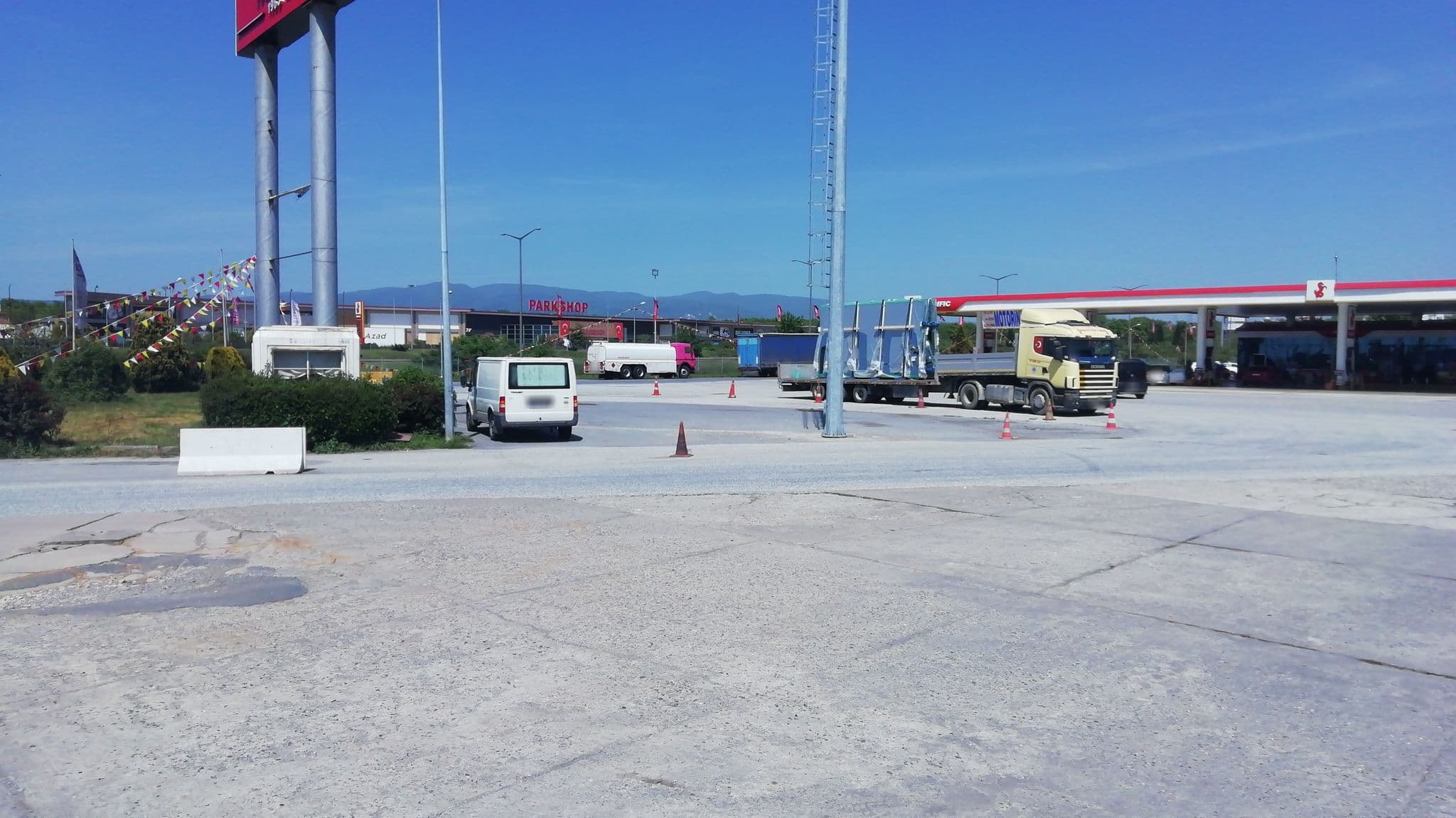 Street view near demirkapı konak, Hendek — © okansafak (CC BY-SA · Mapillary)
