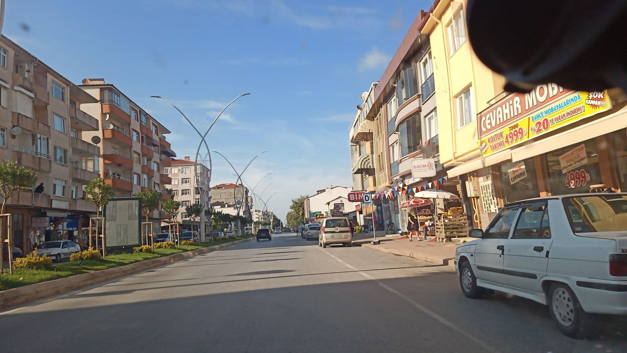 Street view near Erdemleri Evi, Karasu — © boracasli (CC BY-SA · Mapillary)