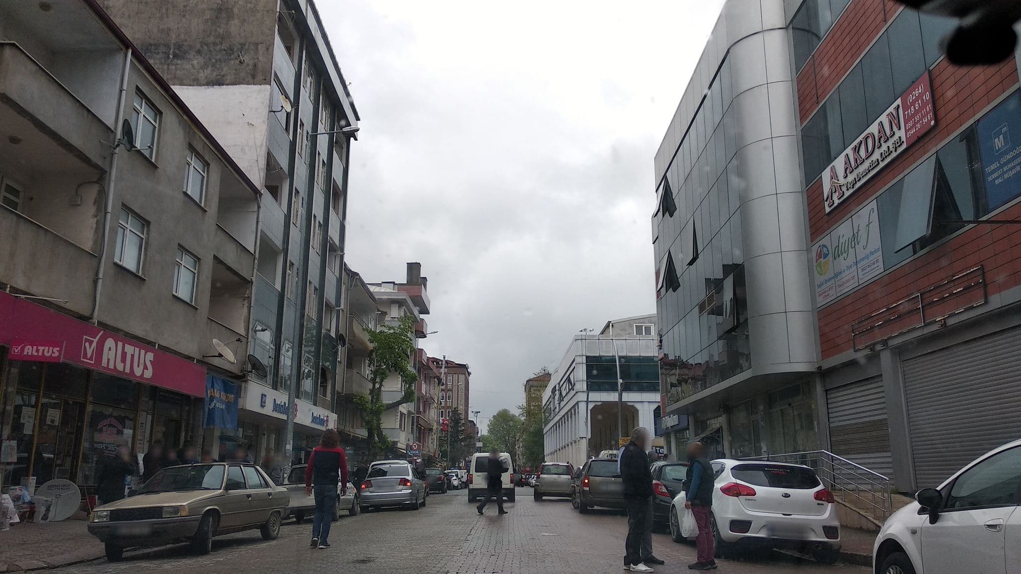 Street view near Otel Karasu, Karasu — © boracasli (CC BY-SA · Mapillary)