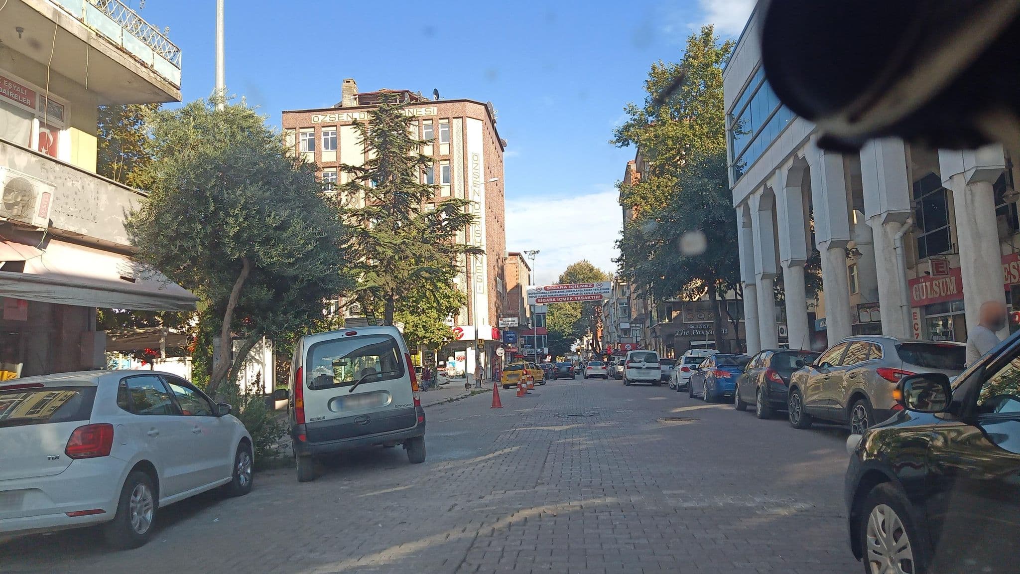 Street view near KARSU LİFE OTEL, Karasu — © boracasli (CC BY-SA · Mapillary)