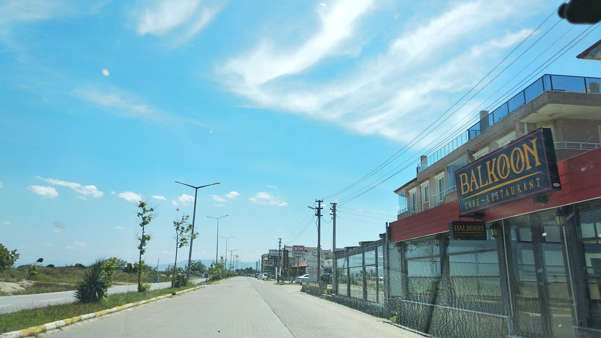 Street view near Hazal Apart Otel, Karasu — © boracasli (CC BY-SA · Mapillary)