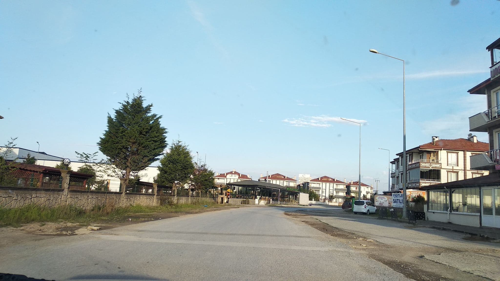Street view near Grand Apart Otel, Karasu — © boracasli (CC BY-SA · Mapillary)