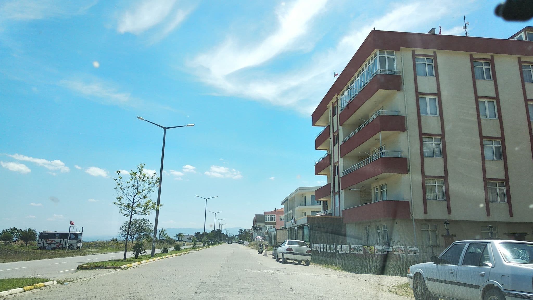Street view near Hasgören Summer Lougne, Karasu — © boracasli (CC BY-SA · Mapillary)