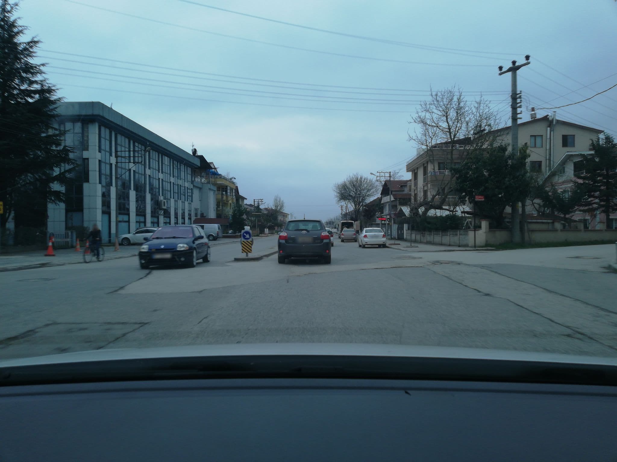 Street view near Akar Palace Suits, Düzce — © sefaonur (CC BY-SA · Mapillary)