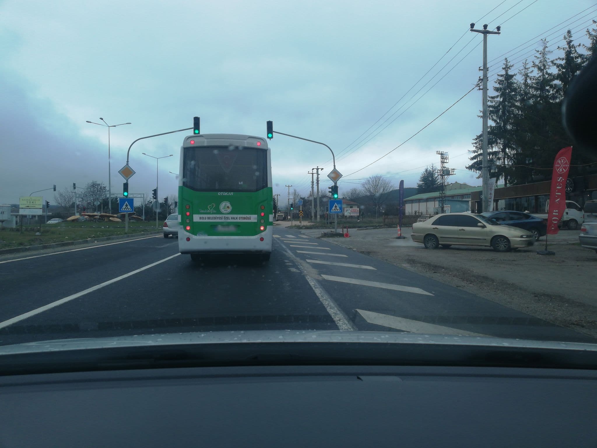 Street view near Çatı Katı Bungalow, Gölköy — © sefaonur (CC BY-SA · Mapillary)