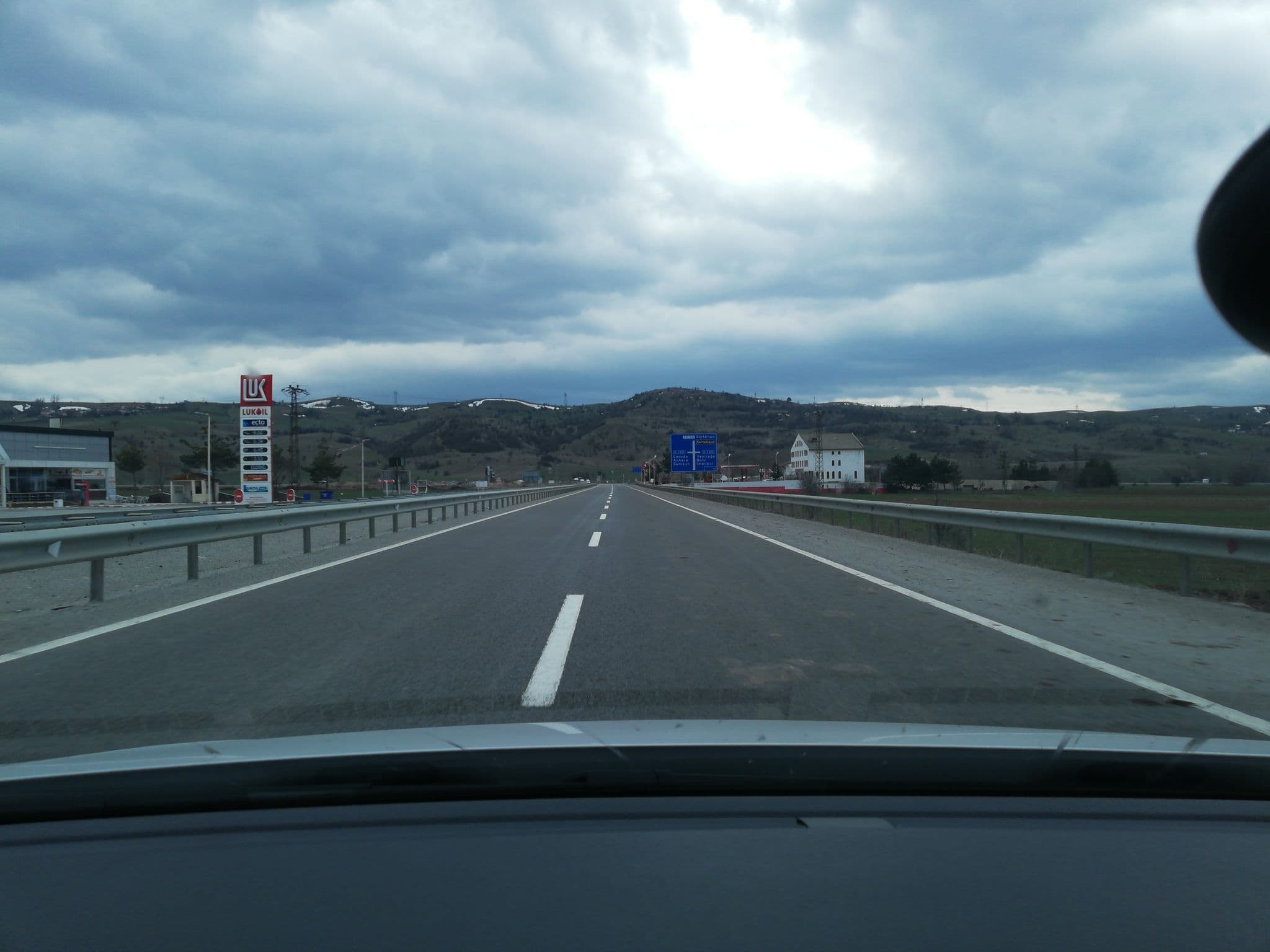 Street view near Emniyet Otel Zonguldak, Doğancı — © sefaonur (CC BY-SA · Mapillary)