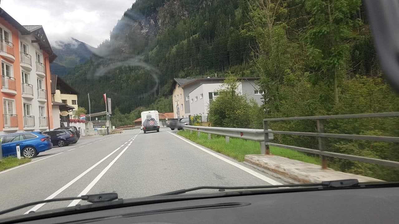 Street view near Haus Traube, Strengen — © mik007 (CC BY-SA · Mapillary)