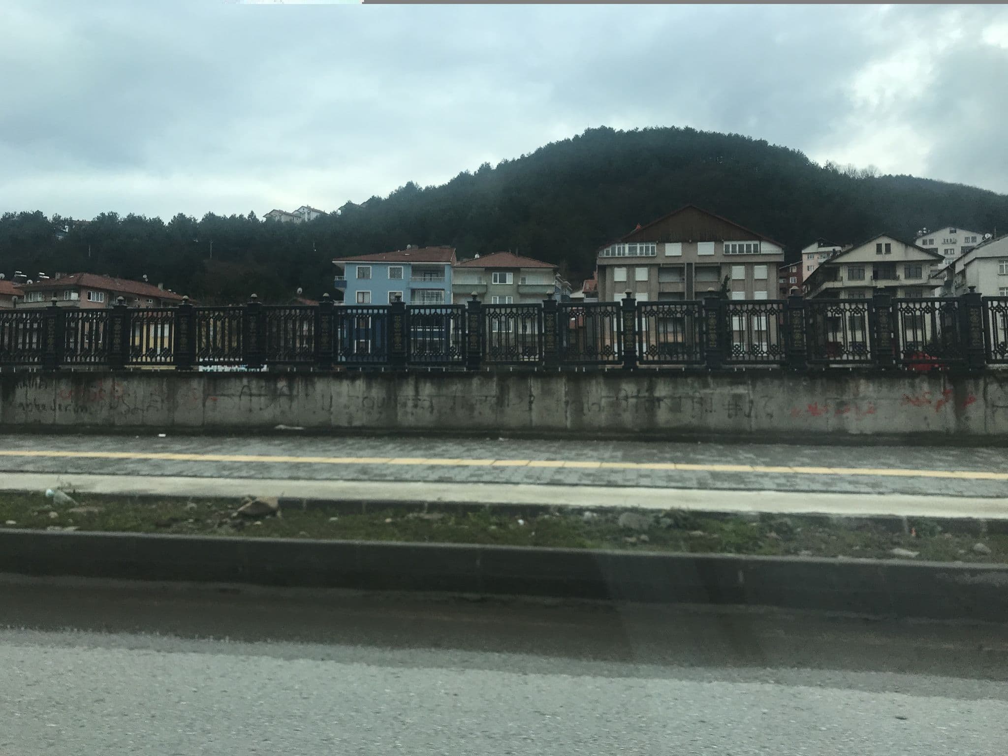 Street view near Devrek Öğretmenevi, Devrek — © turkhalit (CC BY-SA · Mapillary)