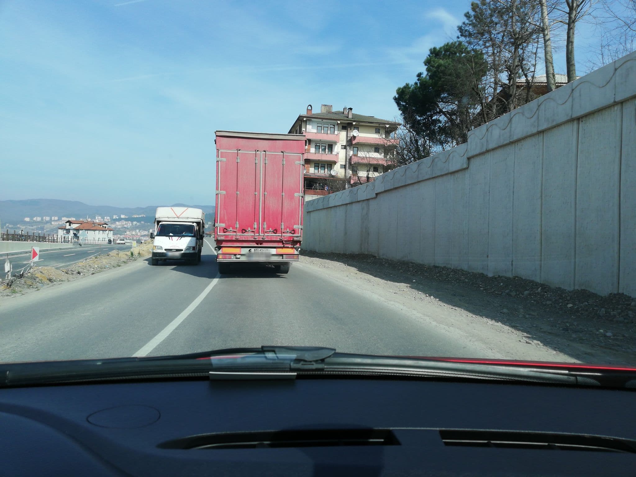 Street view near Adanur Pansiyon, Bartın — © sefaonur (CC BY-SA · Mapillary)