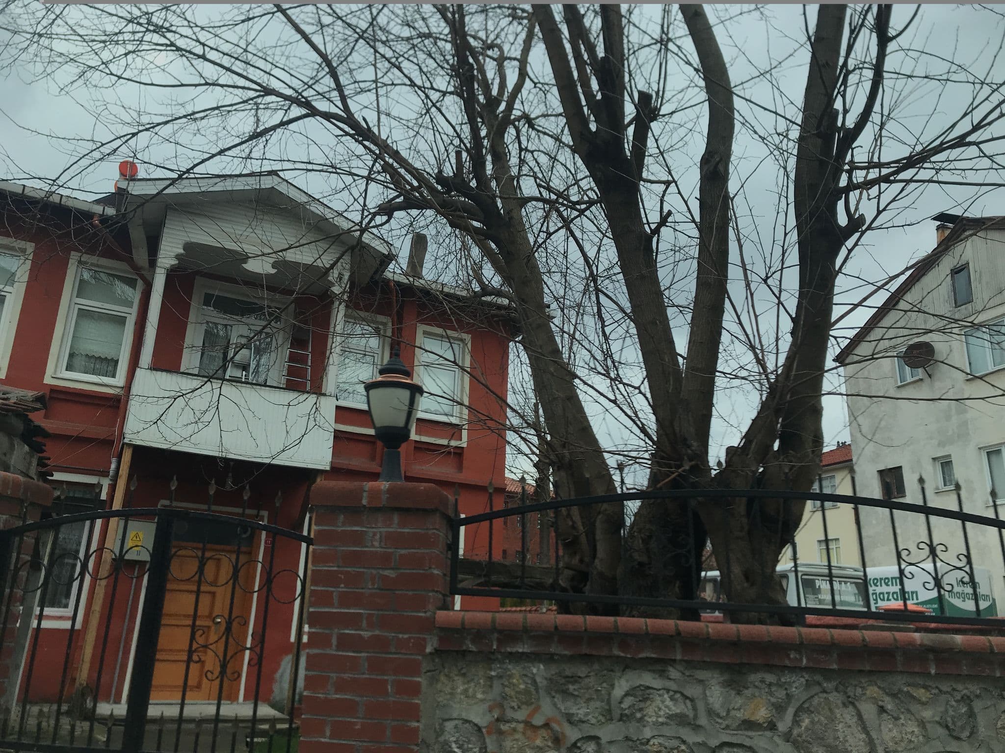 Street view near Kemikzade Konağı, Bartın — © turkhalit (CC BY-SA · Mapillary)