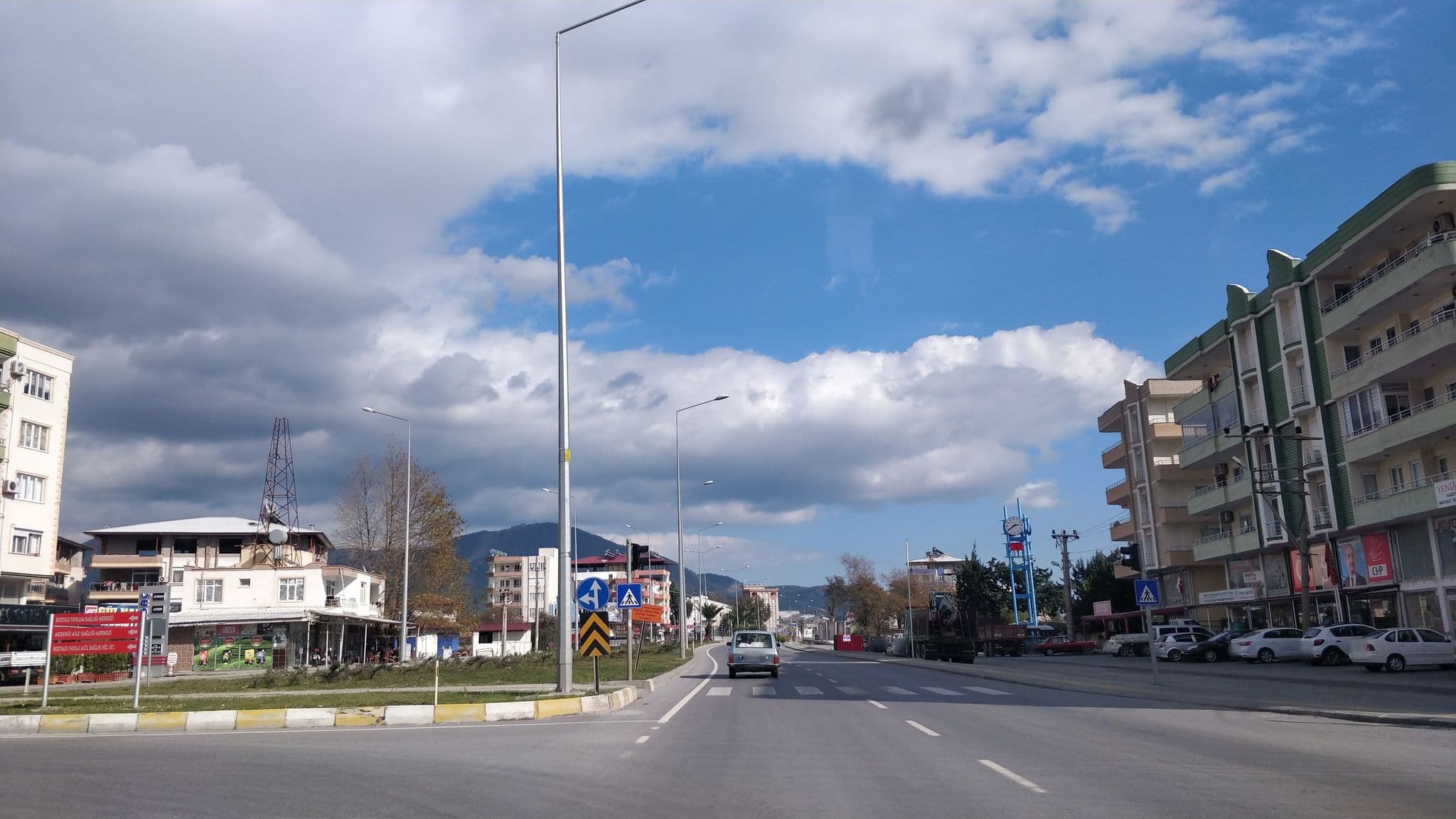 Street view near Vivanco Hotel, Bozyazı — © kasar (CC BY-SA · Mapillary)