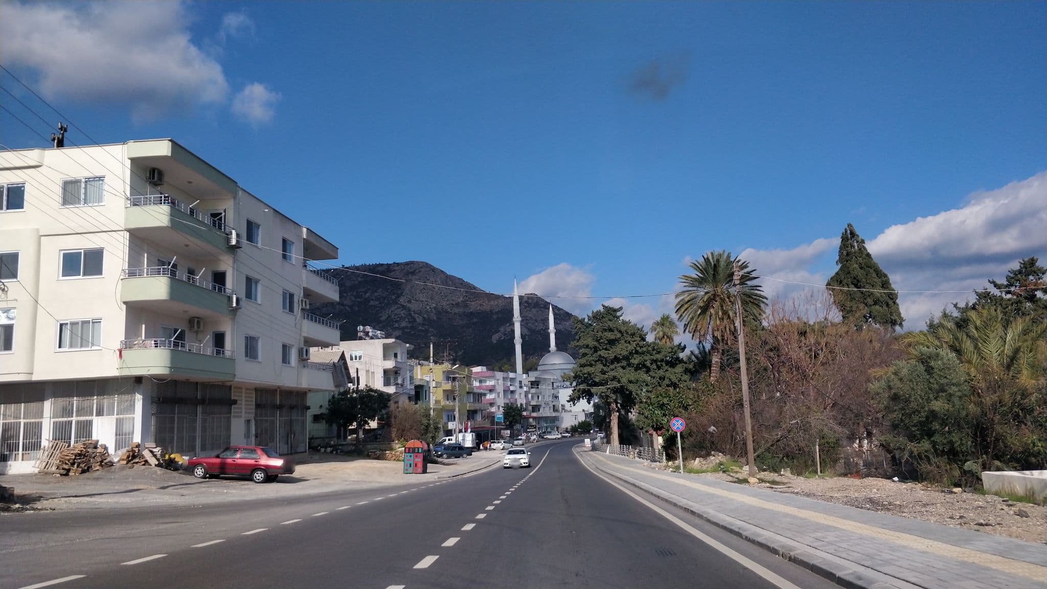 Street view near Sardunya Beach Club, Aydıncık — © kasar (CC BY-SA · Mapillary)