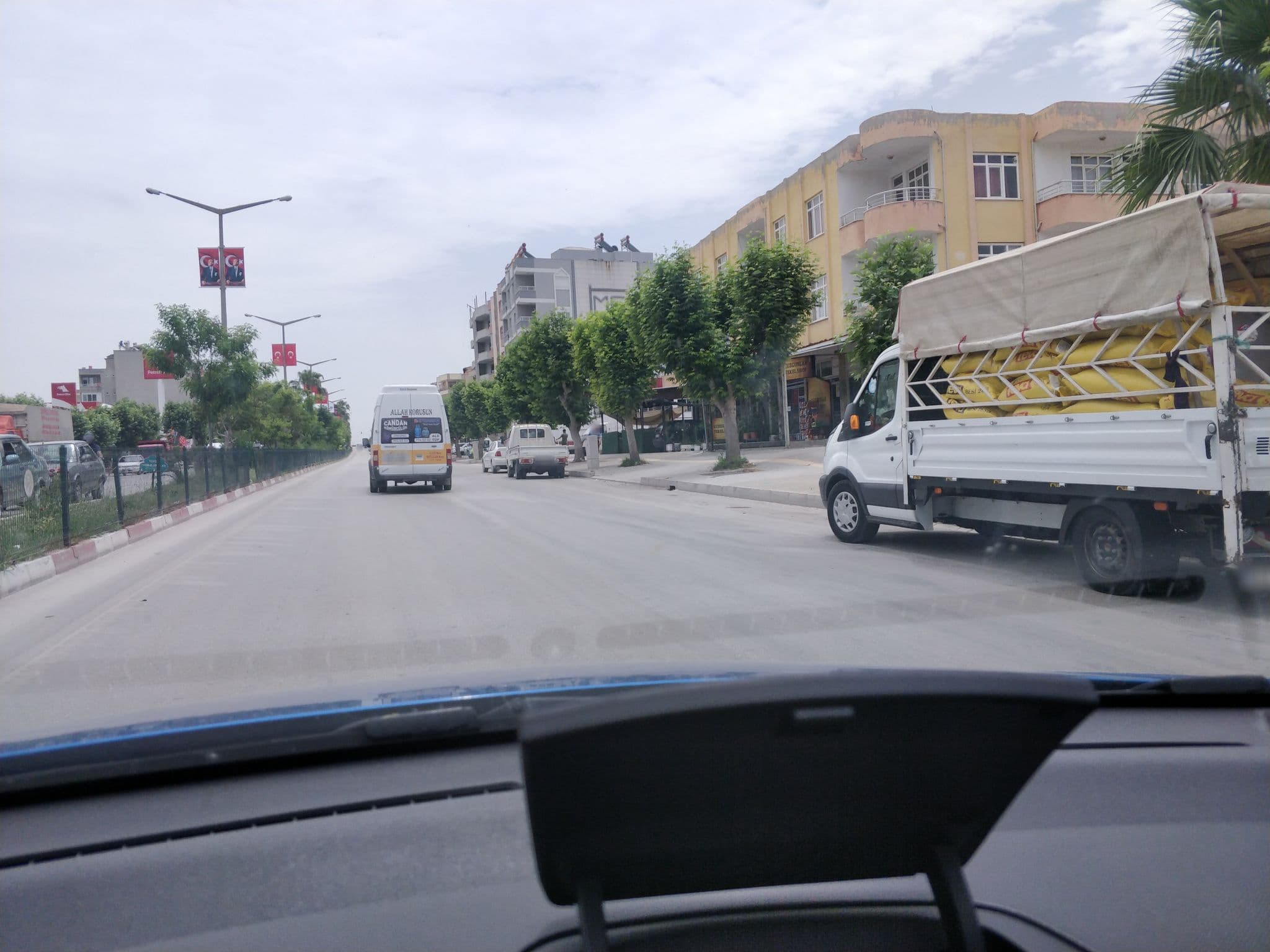 Street view near Kirmizi Isik, Mut — © mkasar (CC BY-SA · Mapillary)