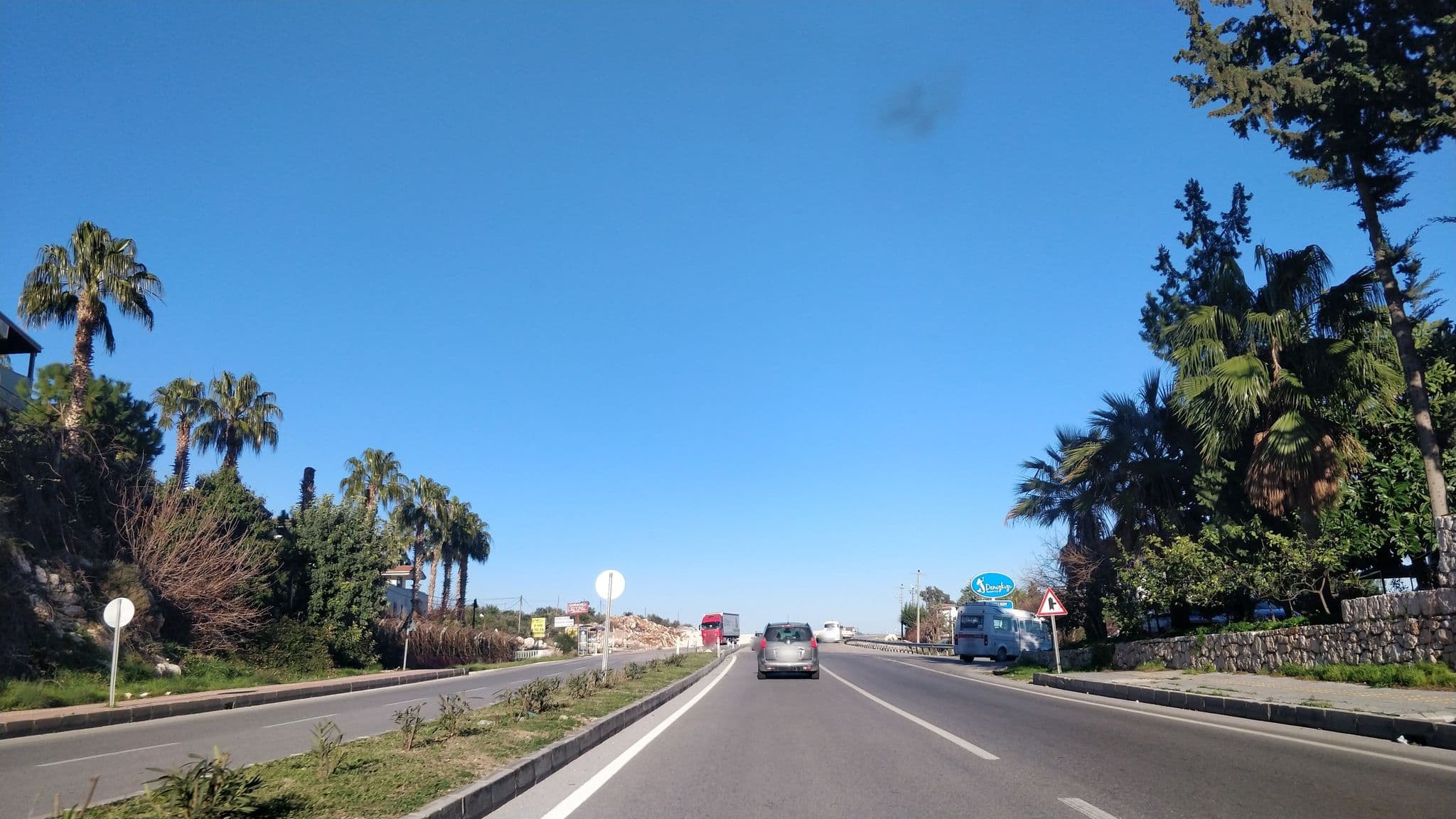 Street view near Deniz Pansiyon, Narlıkuyu — © kasar (CC BY-SA · Mapillary)