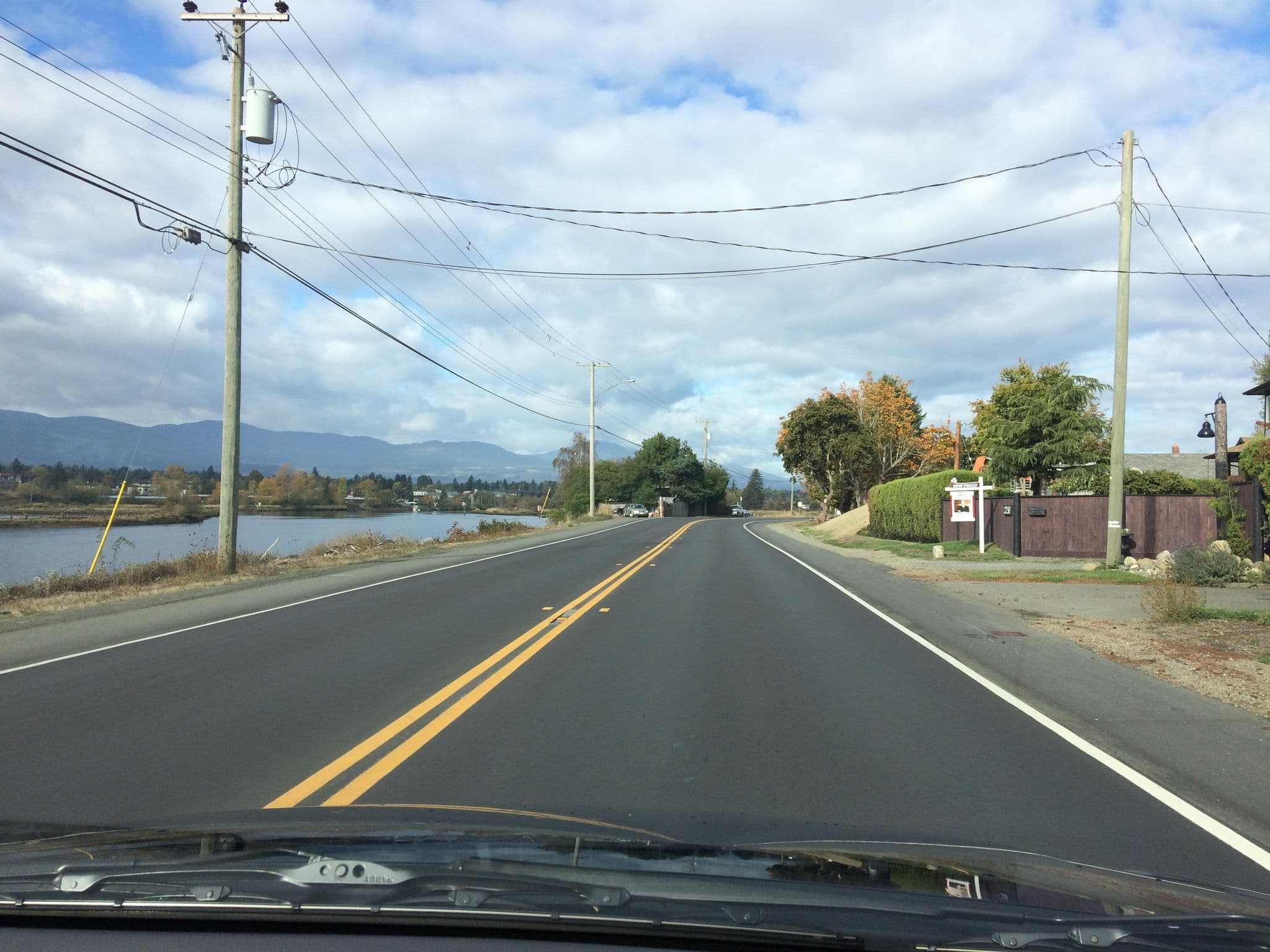 Street view near Estuary House B&B, Courtenay — © SRD-GIS (CC BY-SA · Mapillary)