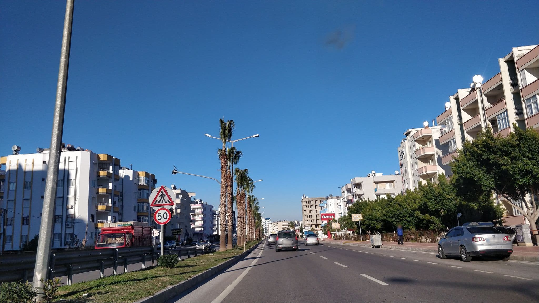 Street view near Otel Porto, Atakent — © kasar (CC BY-SA · Mapillary)