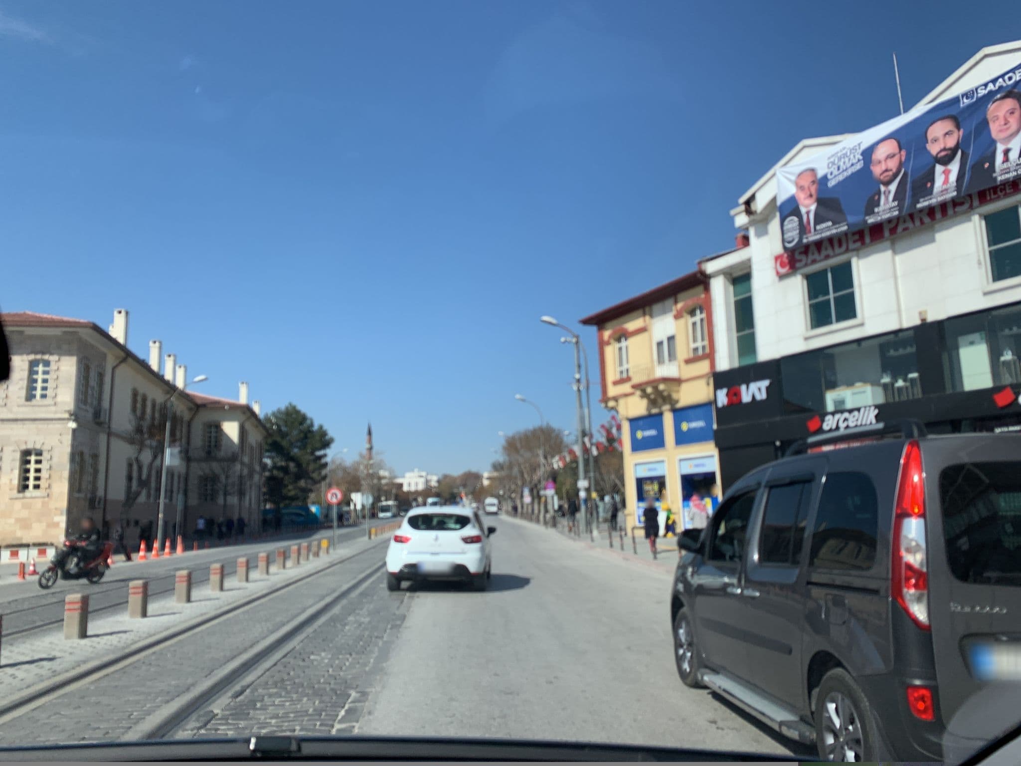 Street view near Antik Gümüş Hotel, Konya — © empty (CC BY-SA · Mapillary)