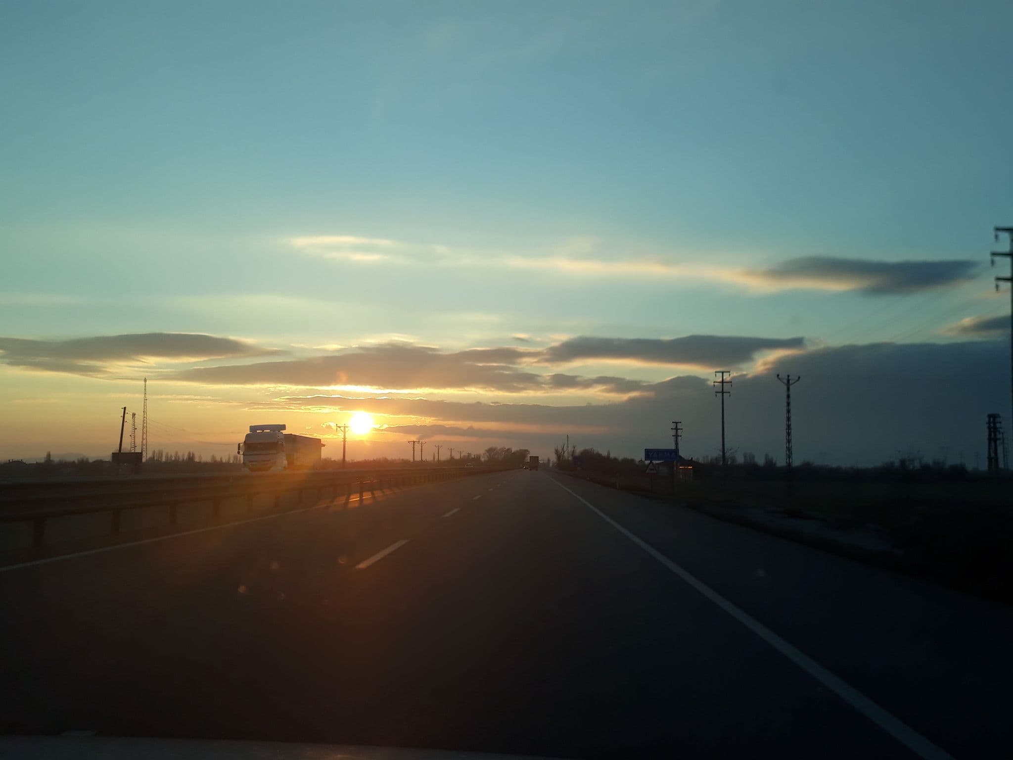 Street view near Konya Rixos, Yarma — © furkan (CC BY-SA · Mapillary)