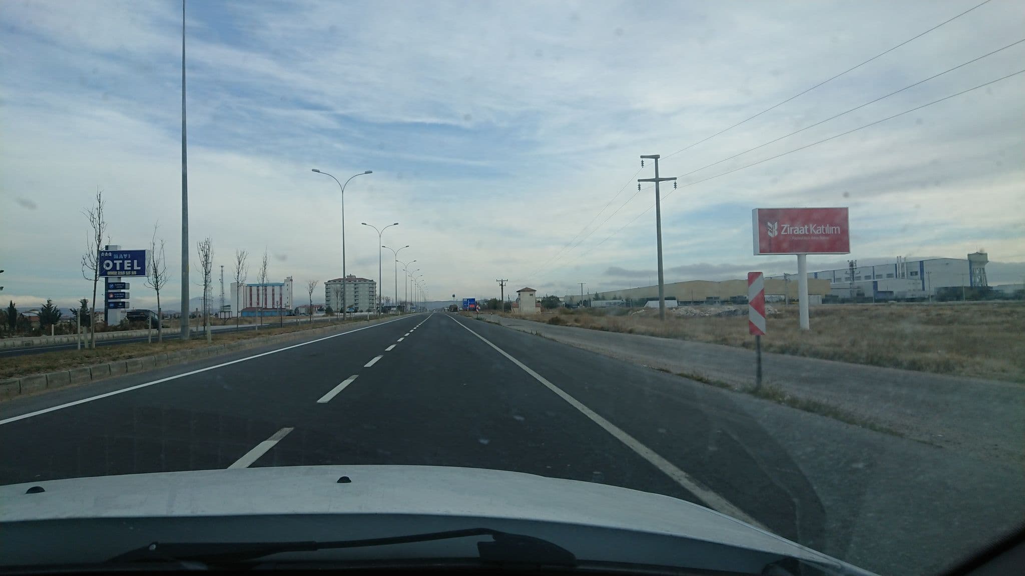 Street view near Mawi Otel, Aksaray — © kubikanber (CC BY-SA · Mapillary)
