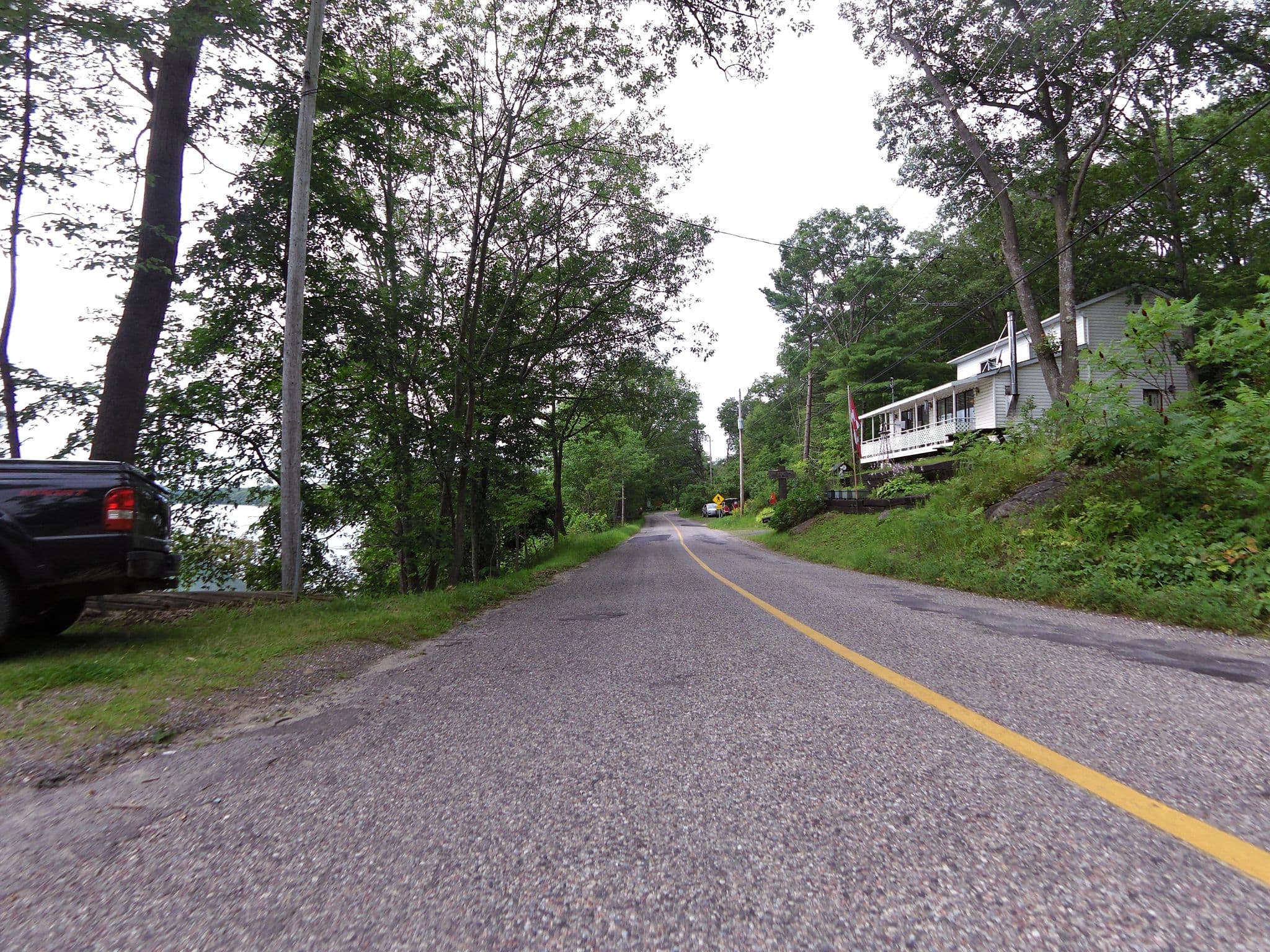 Street view near The Oaks Cottages, Sharbot Lake — © hshearer (CC BY-SA · Mapillary)