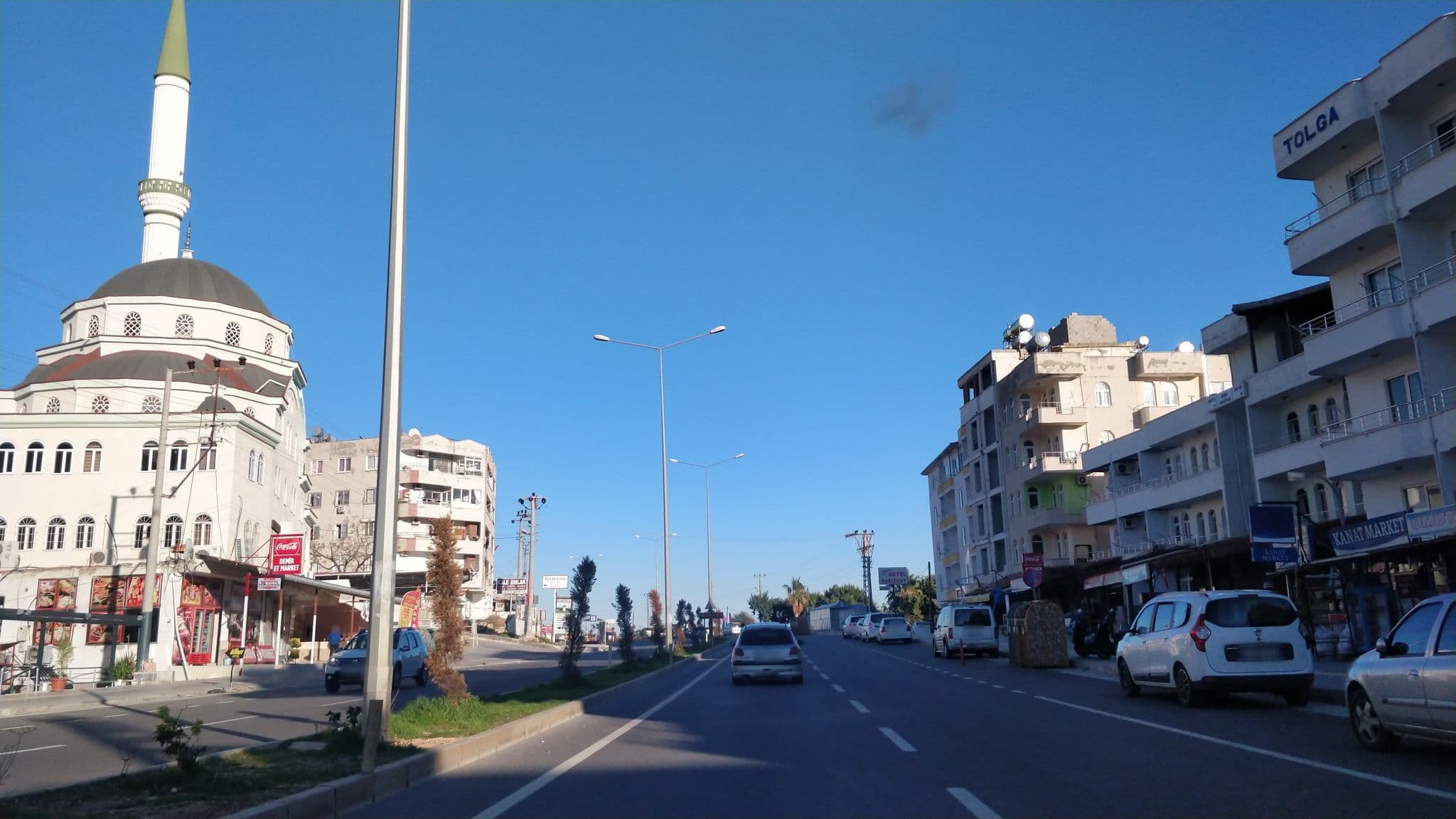 Street view near Seyran Hotel, Kızkalesi — © kasar (CC BY-SA · Mapillary)