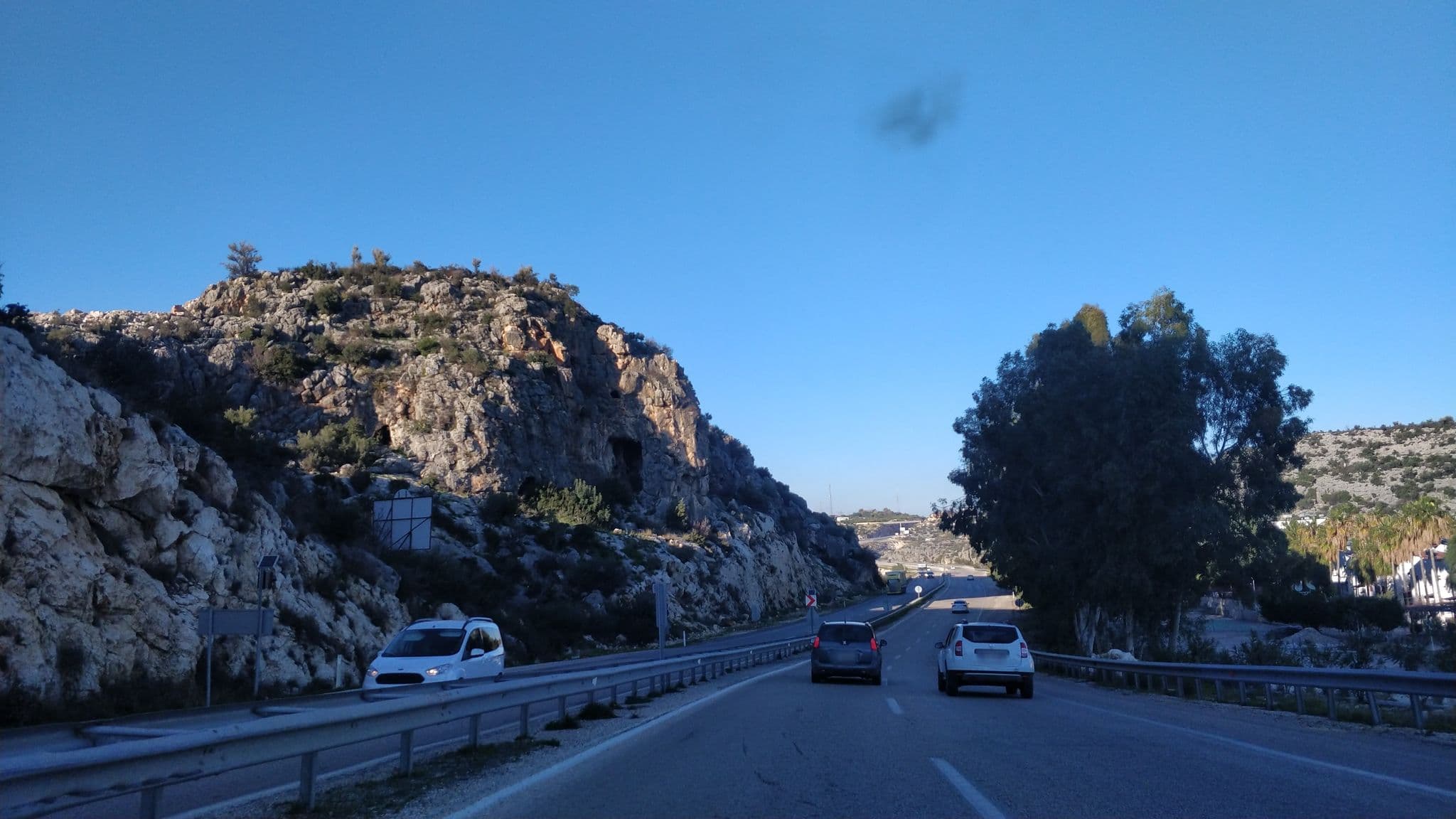 Street view near altın orfoz odamda, Narlıkuyu — © kasar (CC BY-SA · Mapillary)