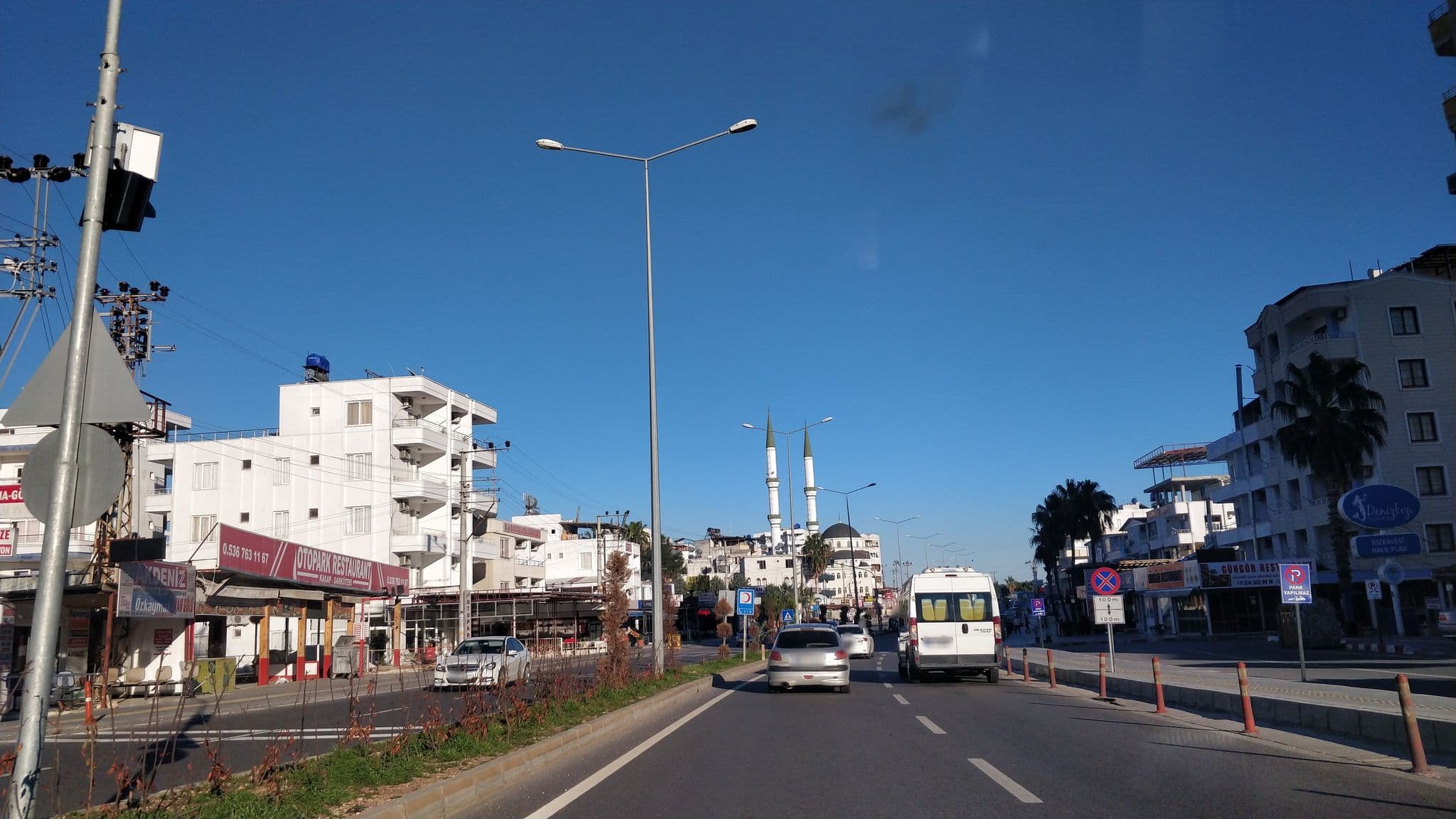 Street view near Ebru Pansiyon, Kızkalesi — © kasar (CC BY-SA · Mapillary)