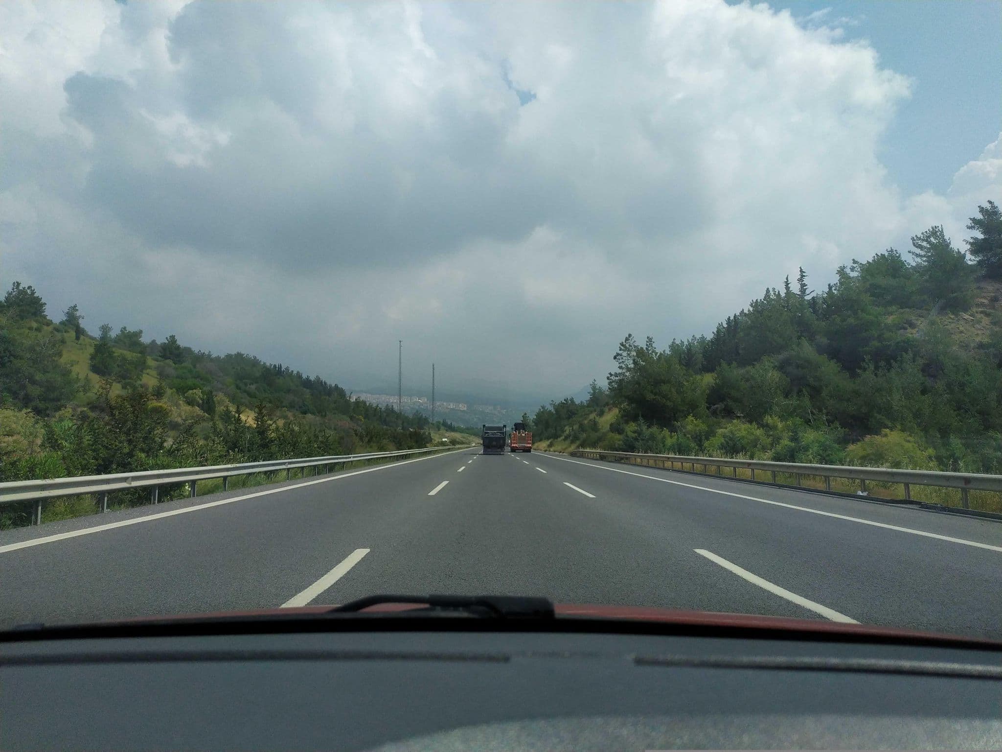 Street view near Dedeman Hotel, Bozön — © samety (CC BY-SA · Mapillary)