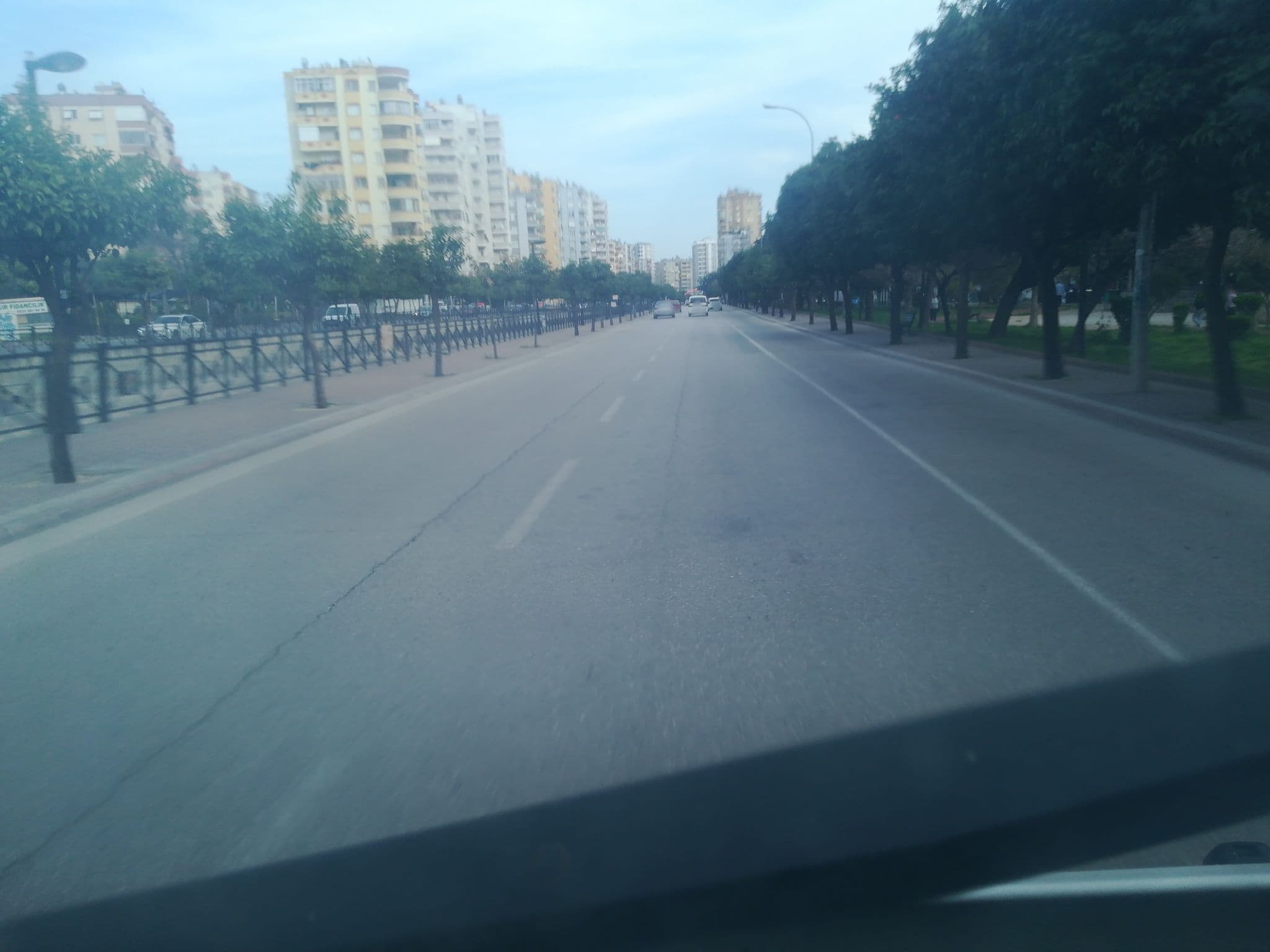Street view near Dadak Plaza Havuz Başı, Karslı — © samil (CC BY-SA · Mapillary)
