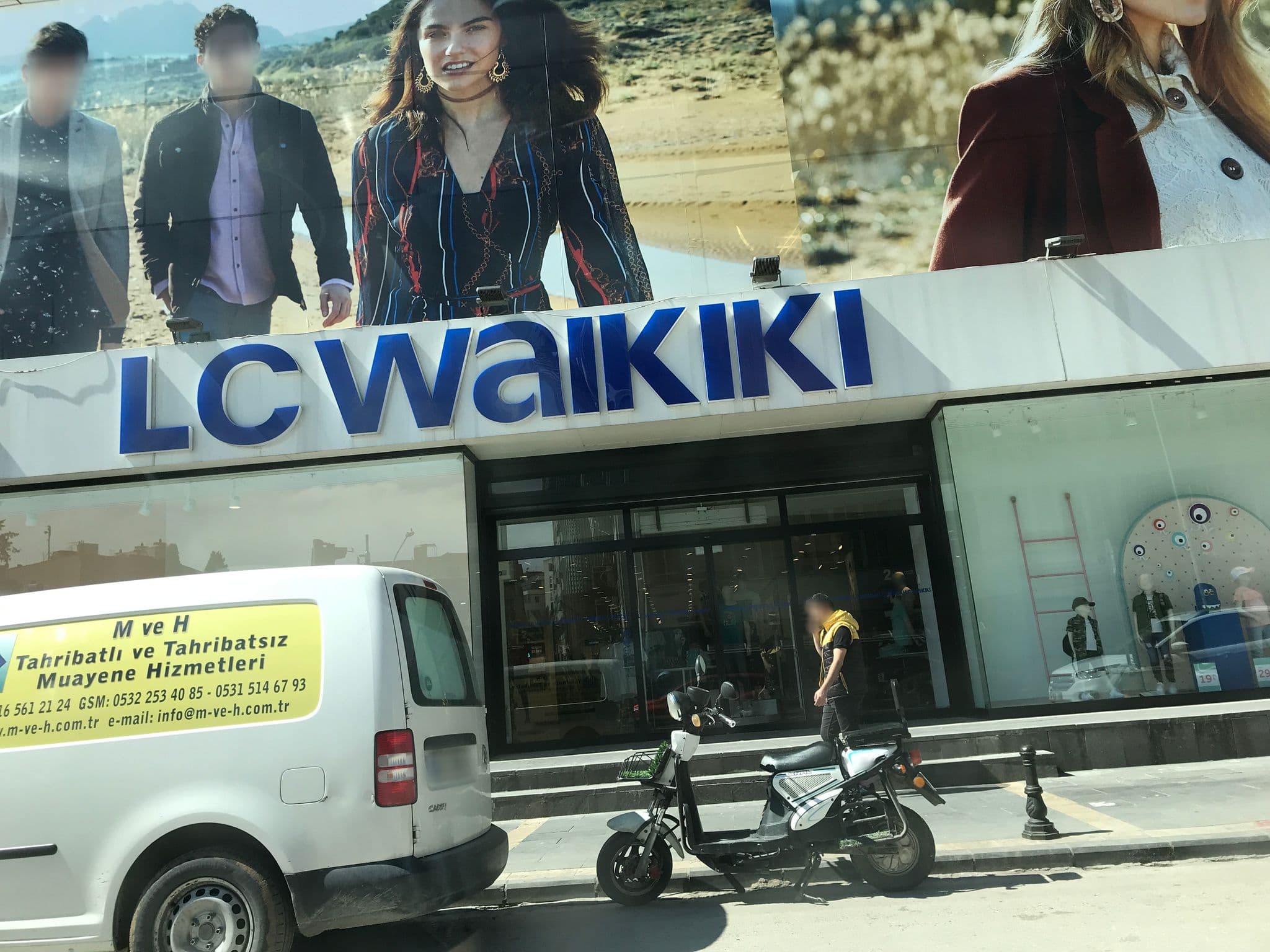 Street view near Hotel Koza, Adana — © hderinoz (CC BY-SA · Mapillary)