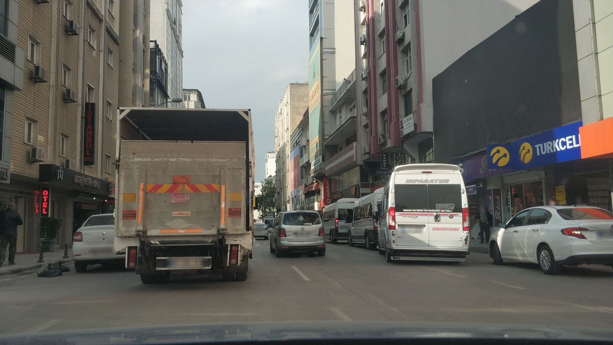 Street view near Gumus Otel, Adana — © kdrsrsln (CC BY-SA · Mapillary)