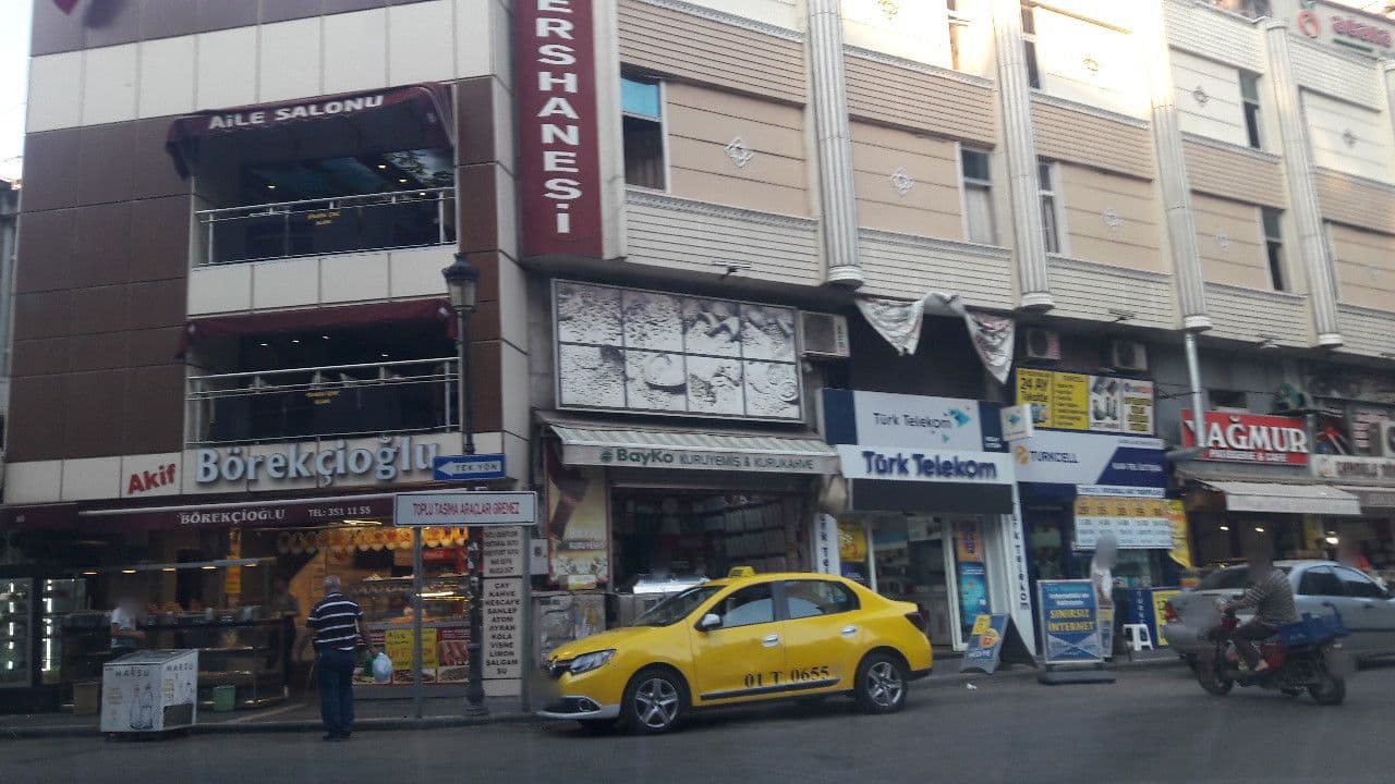 Street view near Adana Saray Otel, Adana — © harunuz (CC BY-SA · Mapillary)