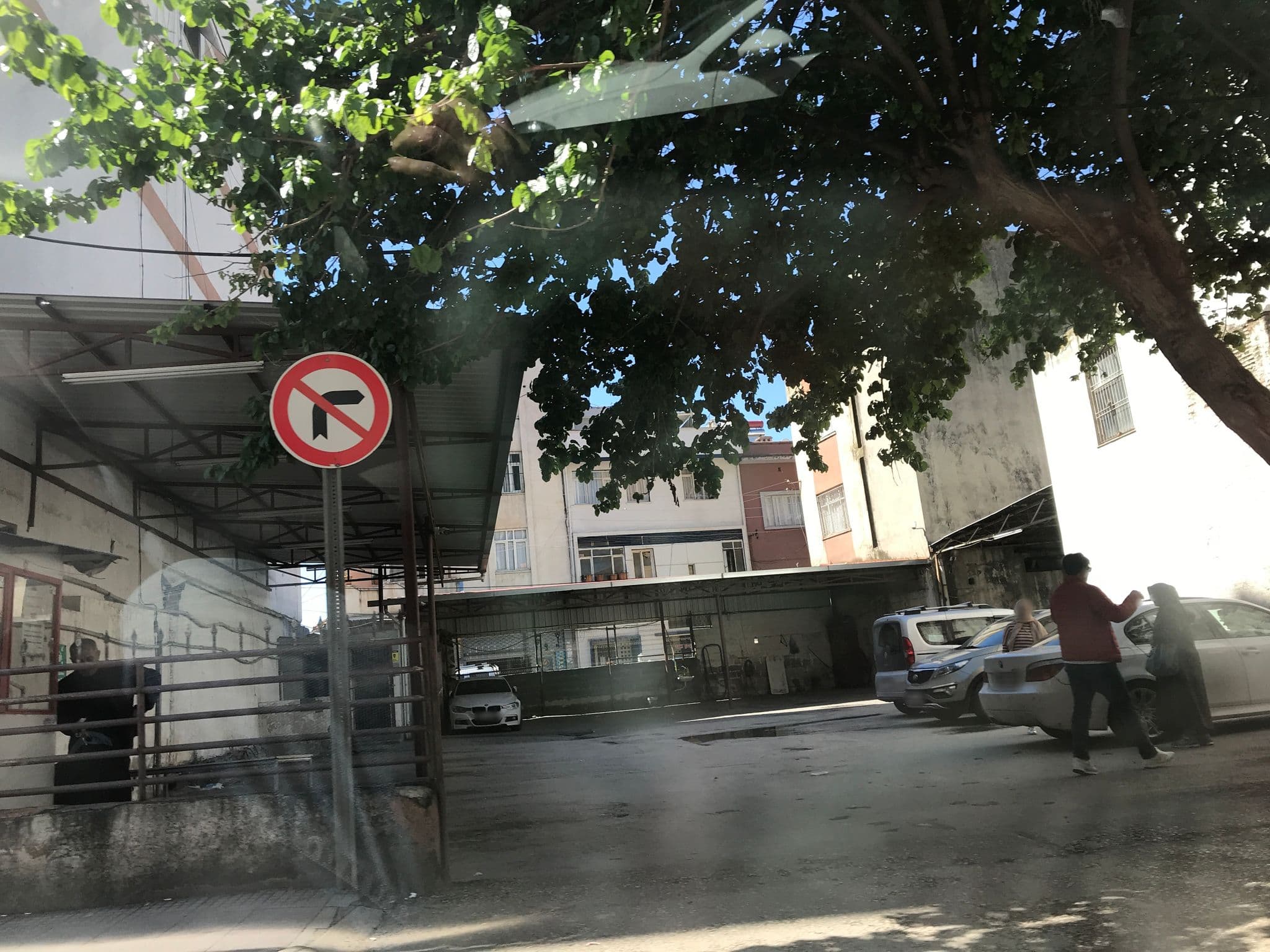 Street view near Otel İnci, Adana — © hderinoz (CC BY-SA · Mapillary)