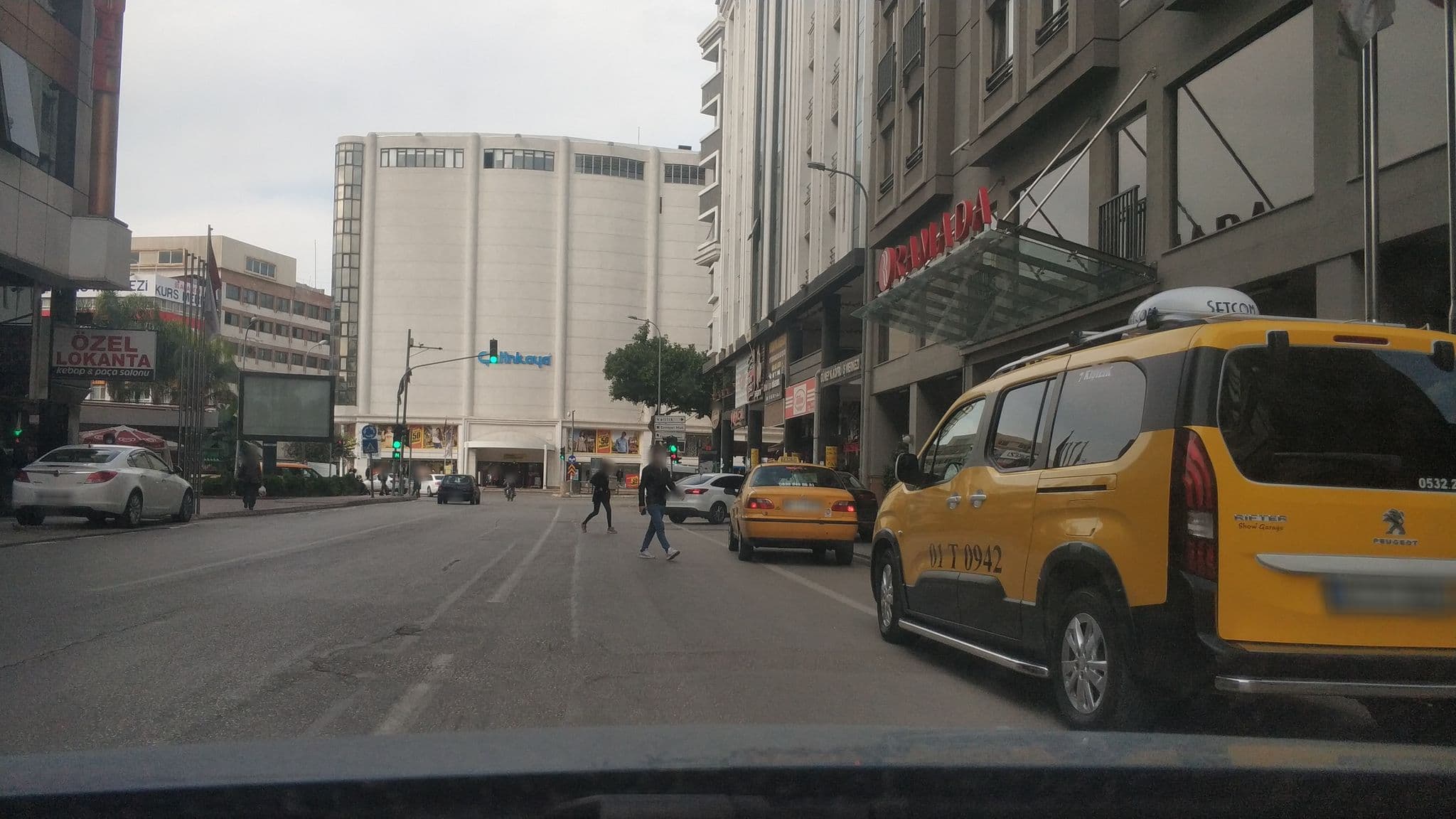 Street view near gecenin sessizliğinde sigara keyfi, Adana — © kdrsrsln (CC BY-SA · Mapillary)