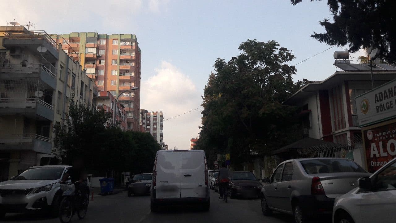 Street view near Atlas Otel, Adana — © harunuz (CC BY-SA · Mapillary)