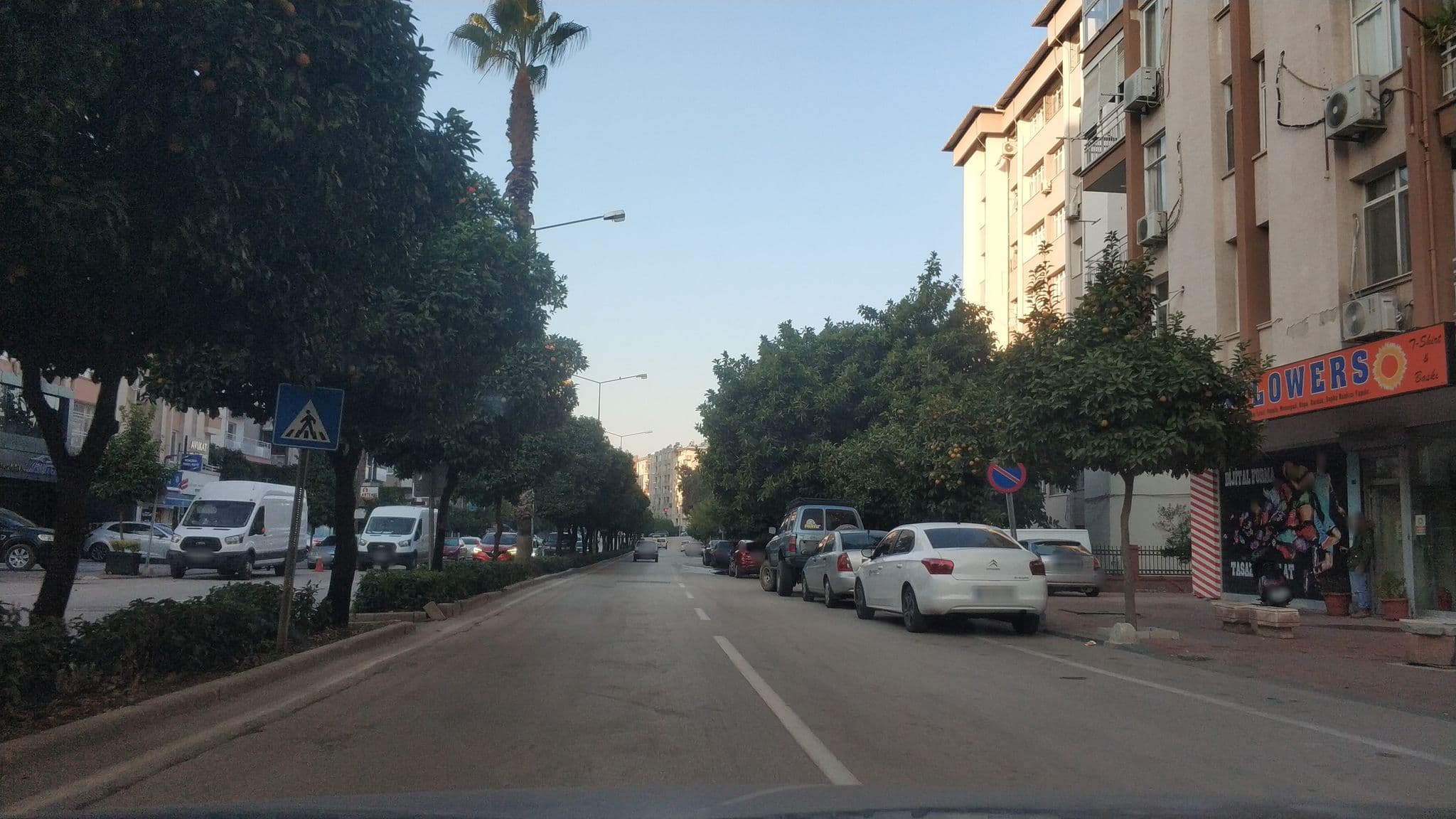 Street view near Yükselhan Hotel, Adana — © kdrsrsln (CC BY-SA · Mapillary)
