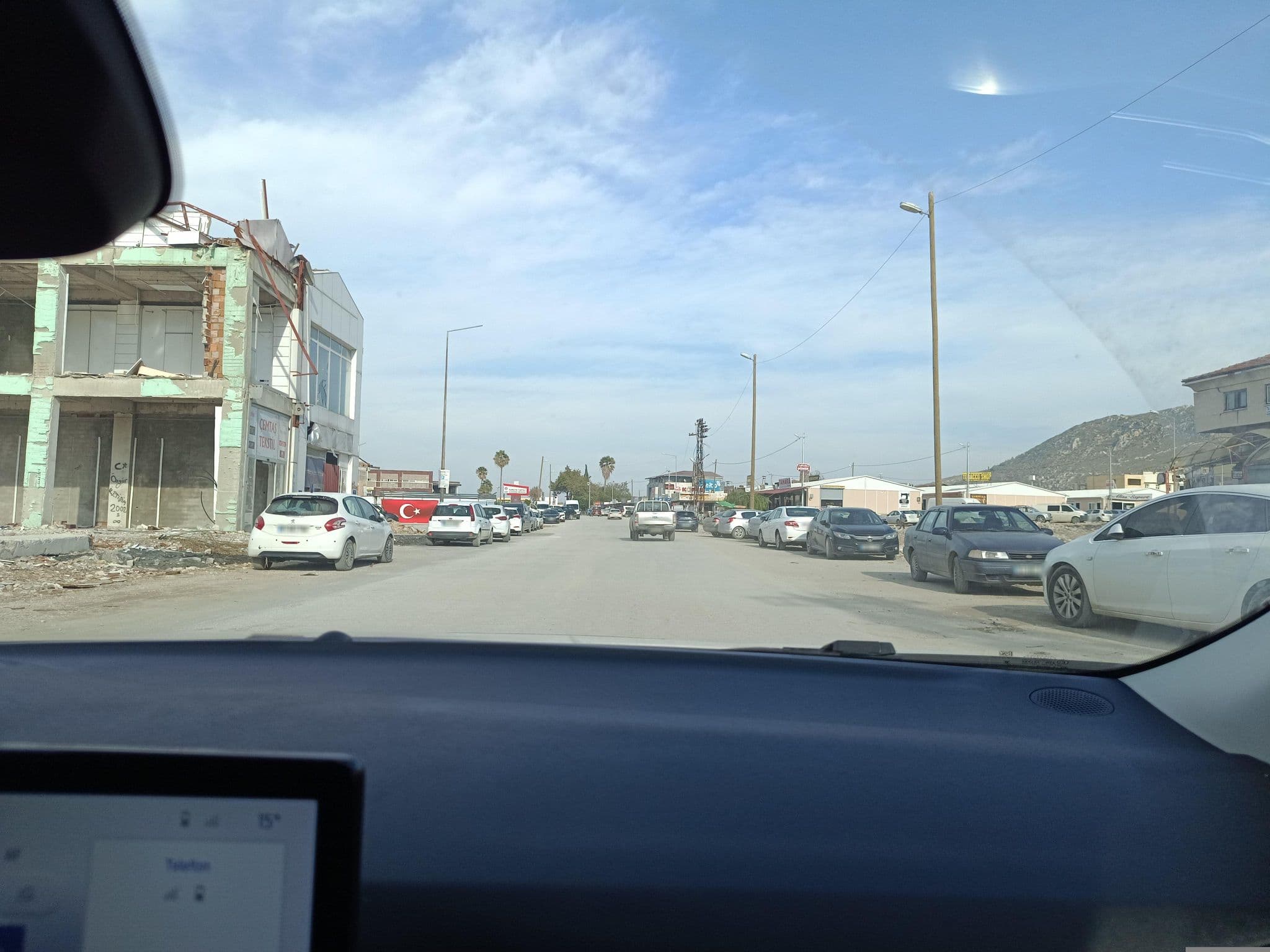 Street view near Orontes Hotel, Antakya — © meryem (CC BY-SA · Mapillary)